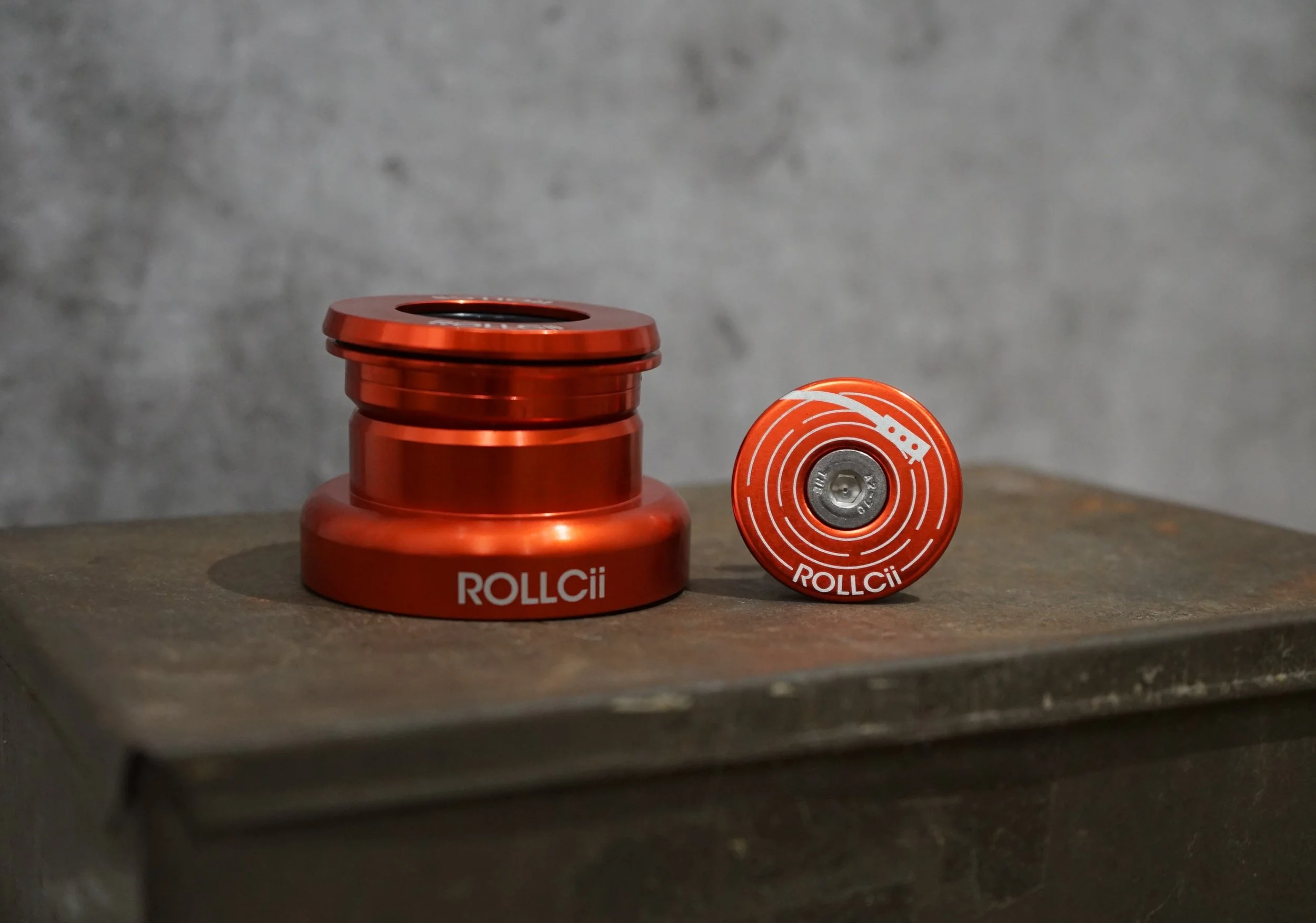 rollcii zs44ec44 headset tangerine fire.jpg