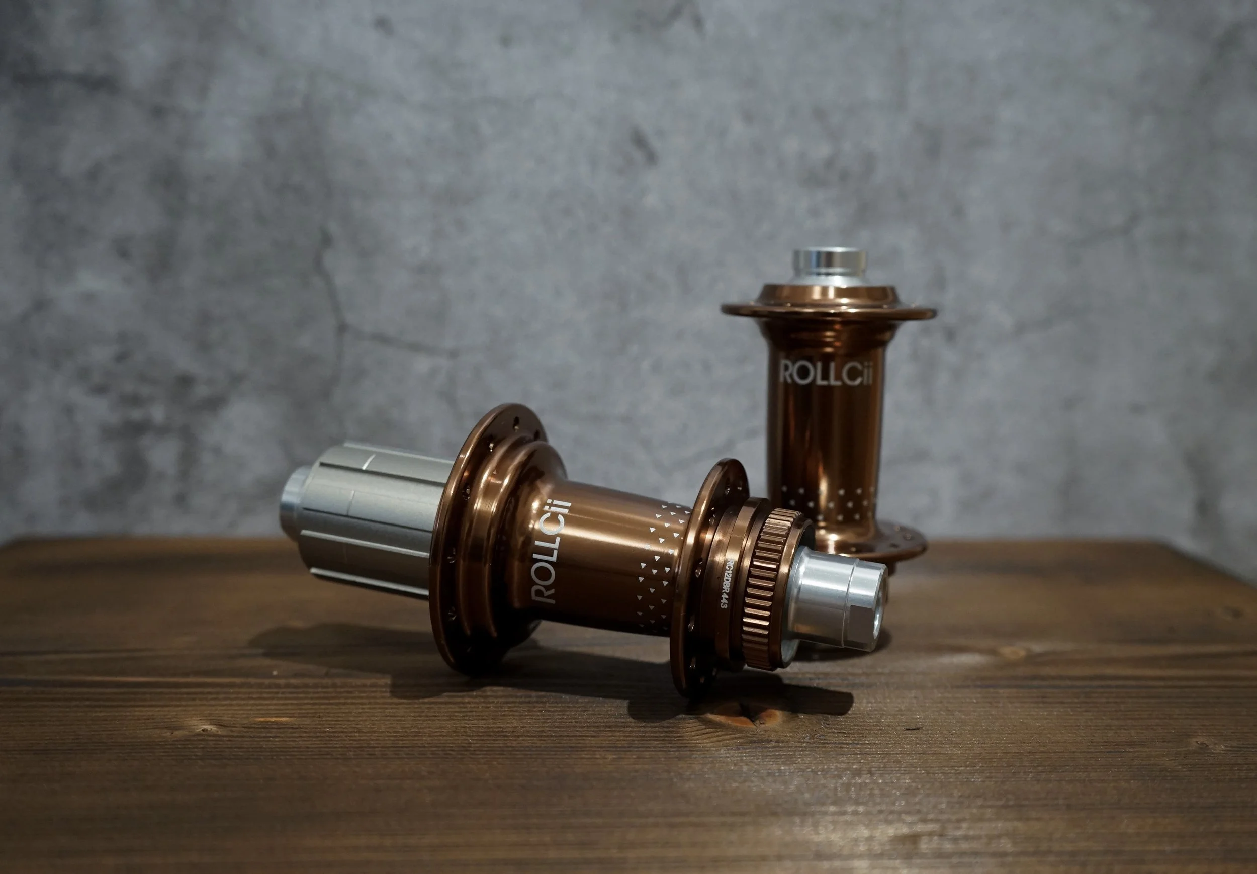 rollcii rc11db center lock hubs gumwall.JPG