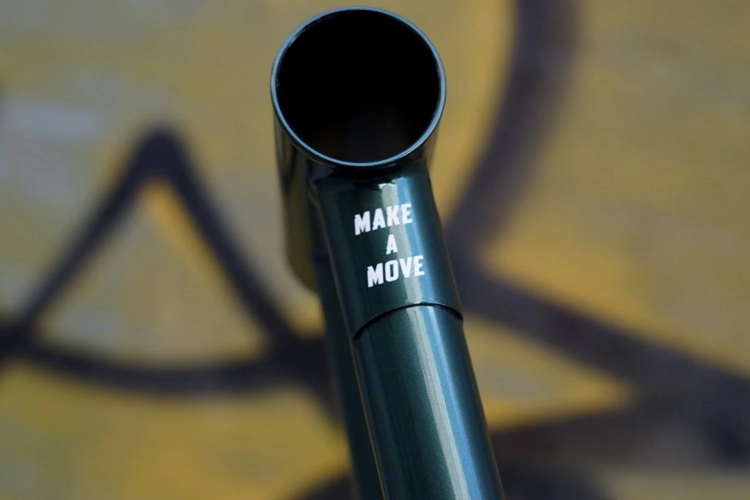 veloci wildmove make a move.jpg