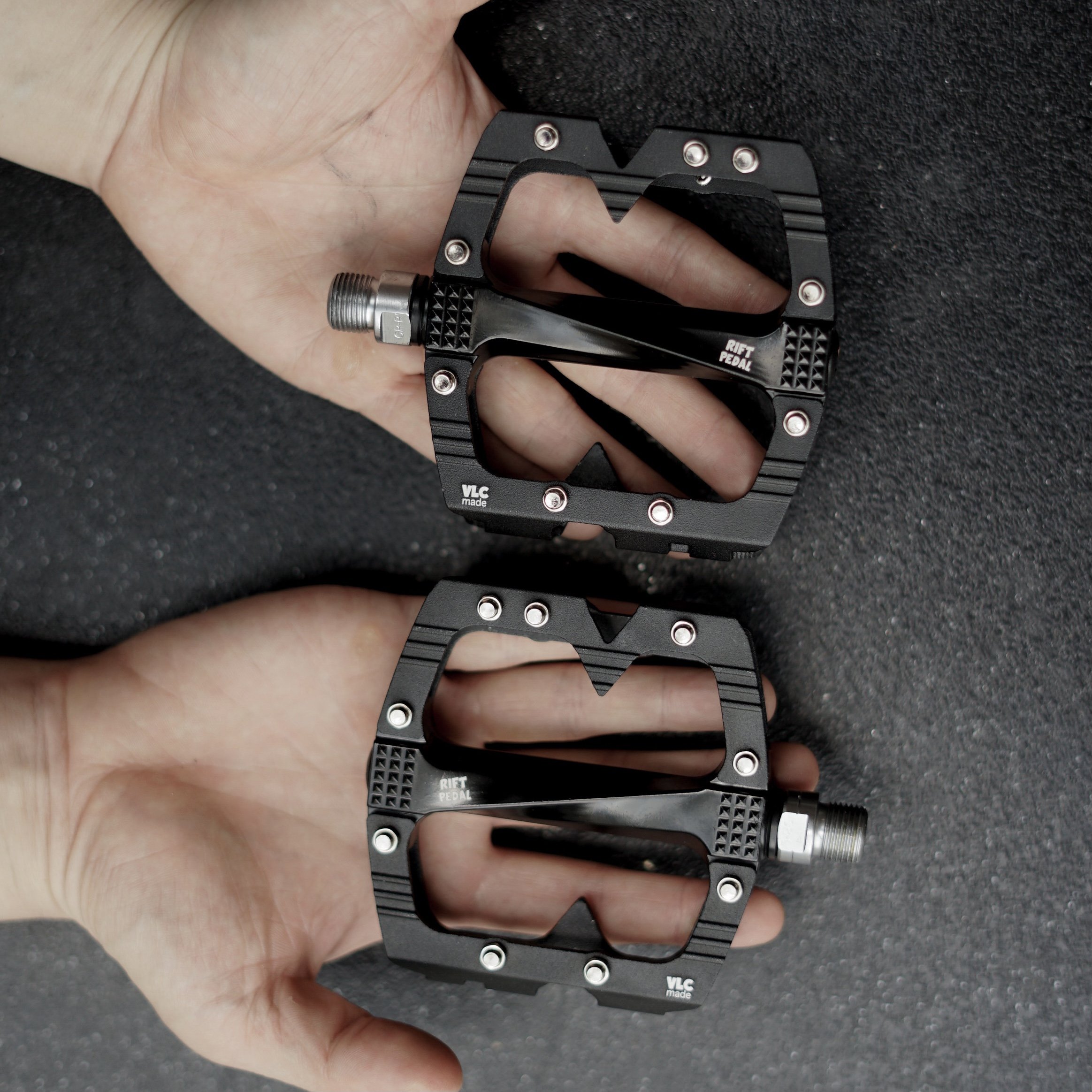 vlcmade rift pedal.jpg