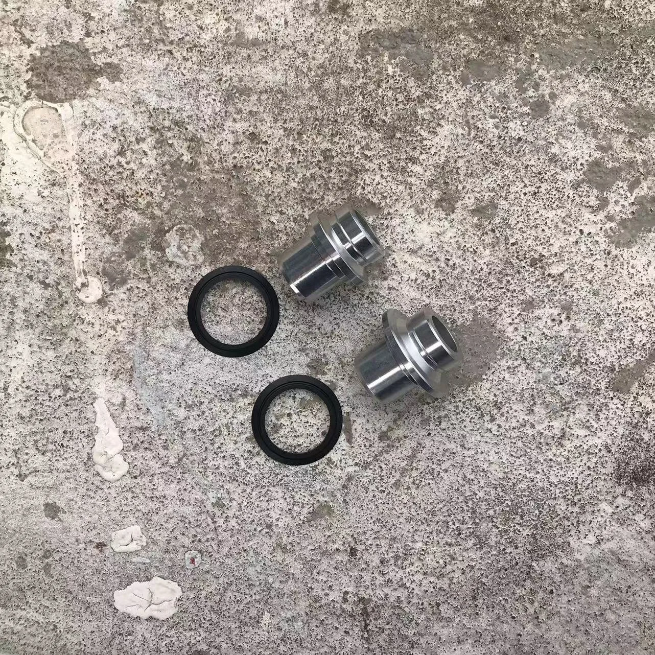 rollcii hubs end caps.jpg