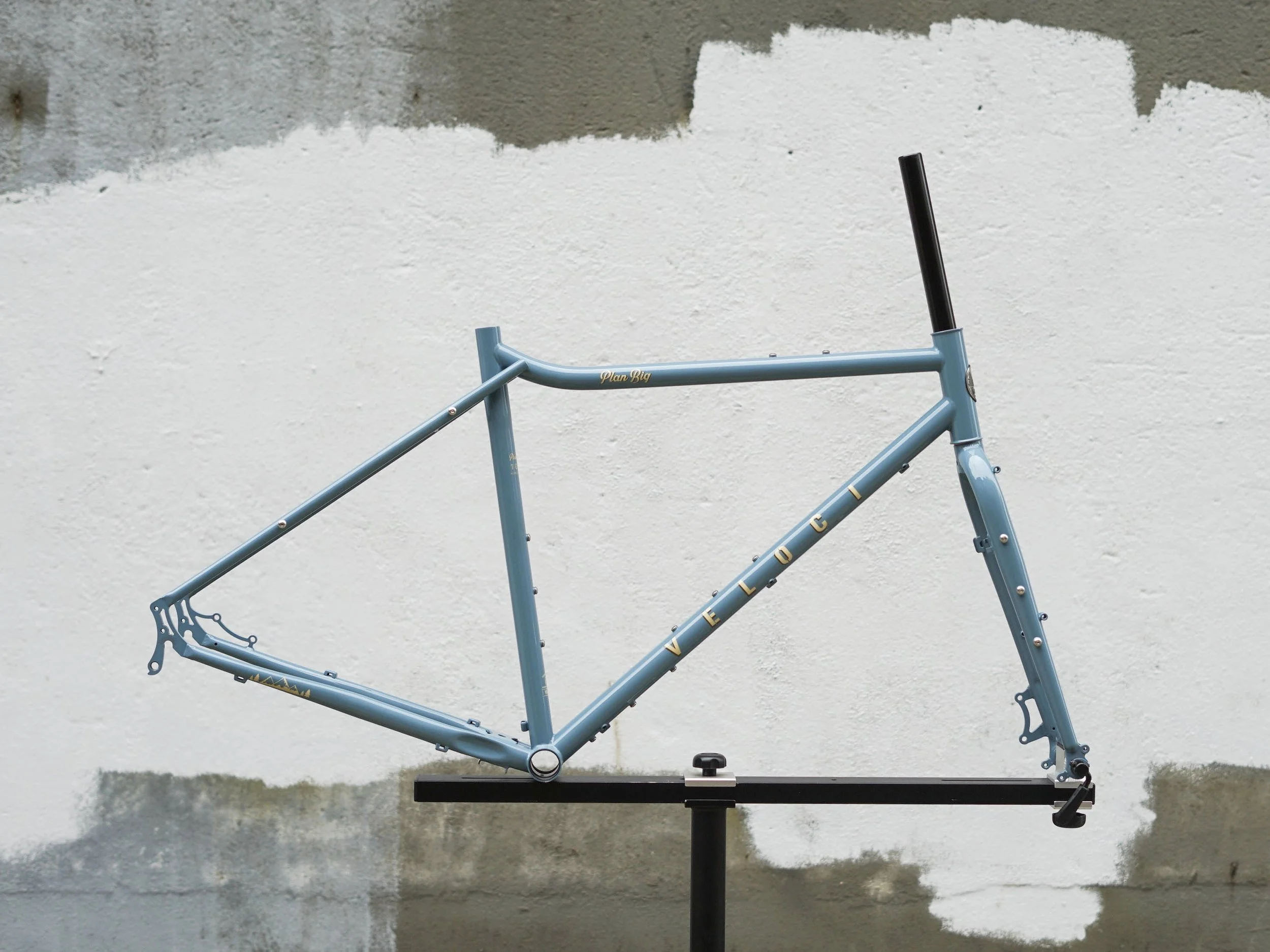 plan+big+V.3+washed+denim+blue+steel+frame+set.jpg