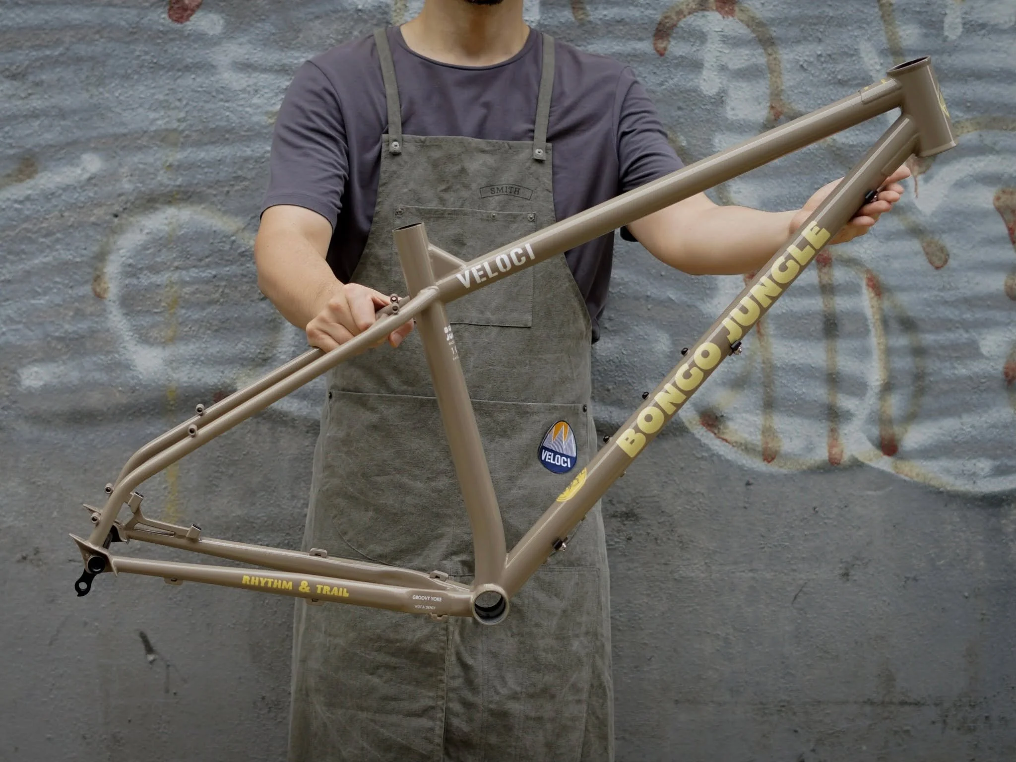 BONGO JUNGLE &mdash; New Color
Khaki Harvest

The VELOCI BONGO JUNGLE now comes in a new color: Khaki Harvest.

Built with modern trail geometry and classic chromoly steel character, Bongo Jungle is a hardtail made for riders who enjoy a bit of every