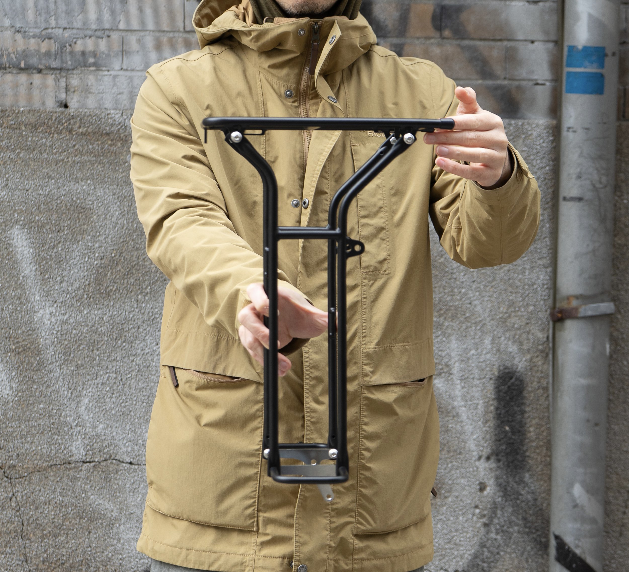 vlcmade cage wednesday front chromoly steel rack 2.jpg
