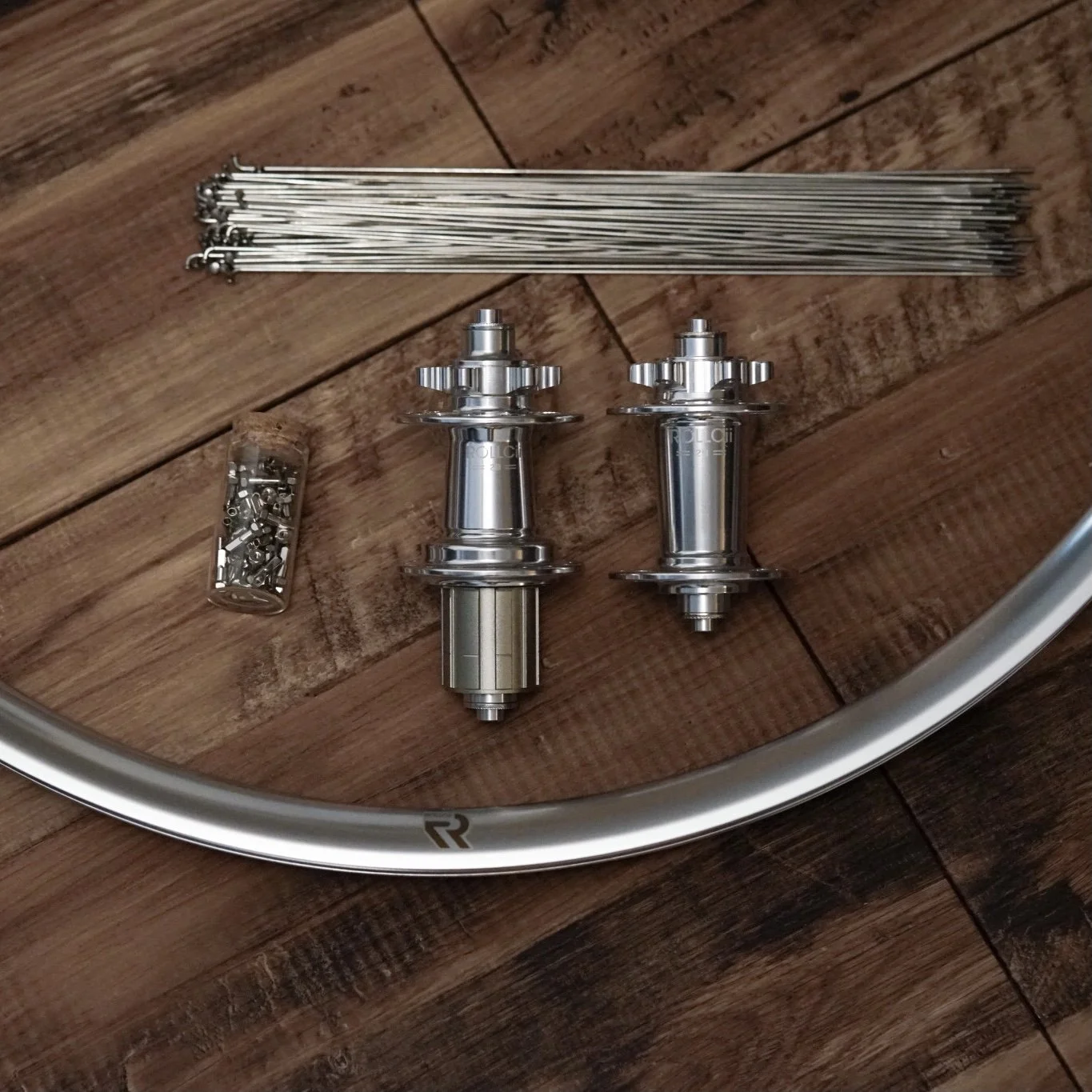 gra23 rc29db customized wheel silver.jpg