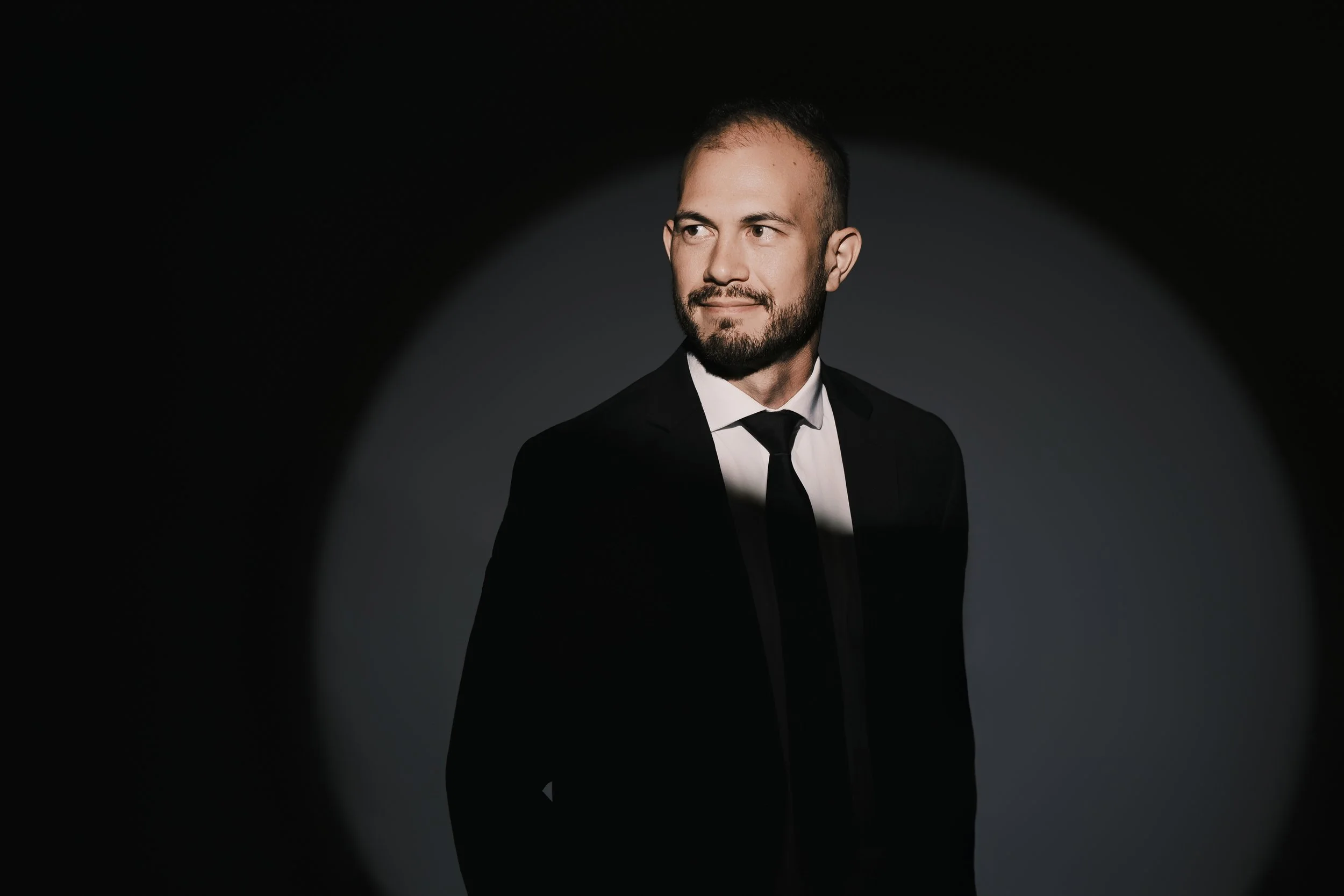 Jacket Spotlight Side Color.jpg