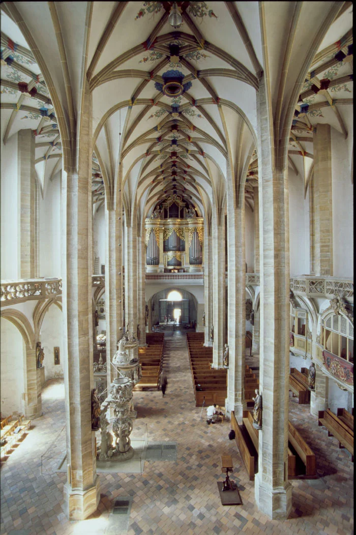 F011.jpg