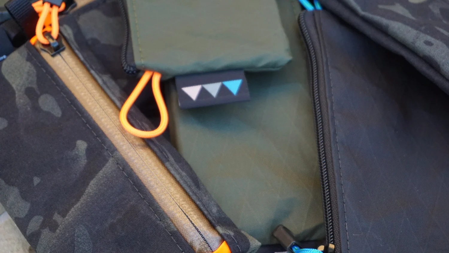 BLACK MULTICAM POUCH — Volar Active