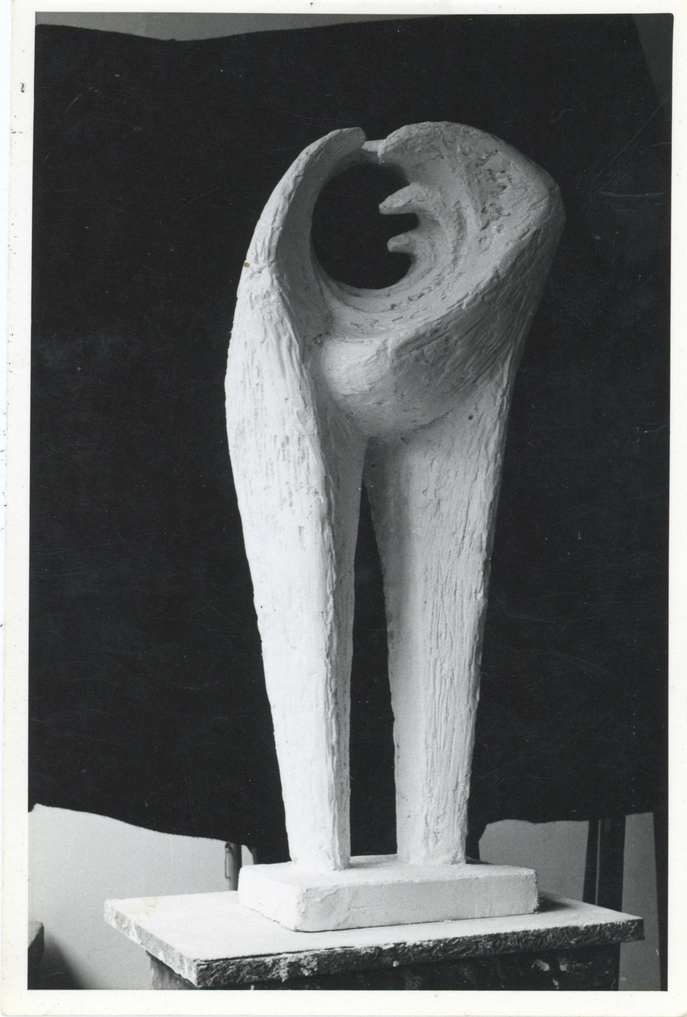 Krishna Reddy_Plaster sculpture Paris 1954_Archival print on paper_22inx 17in_Ed of 5 +AP_2016