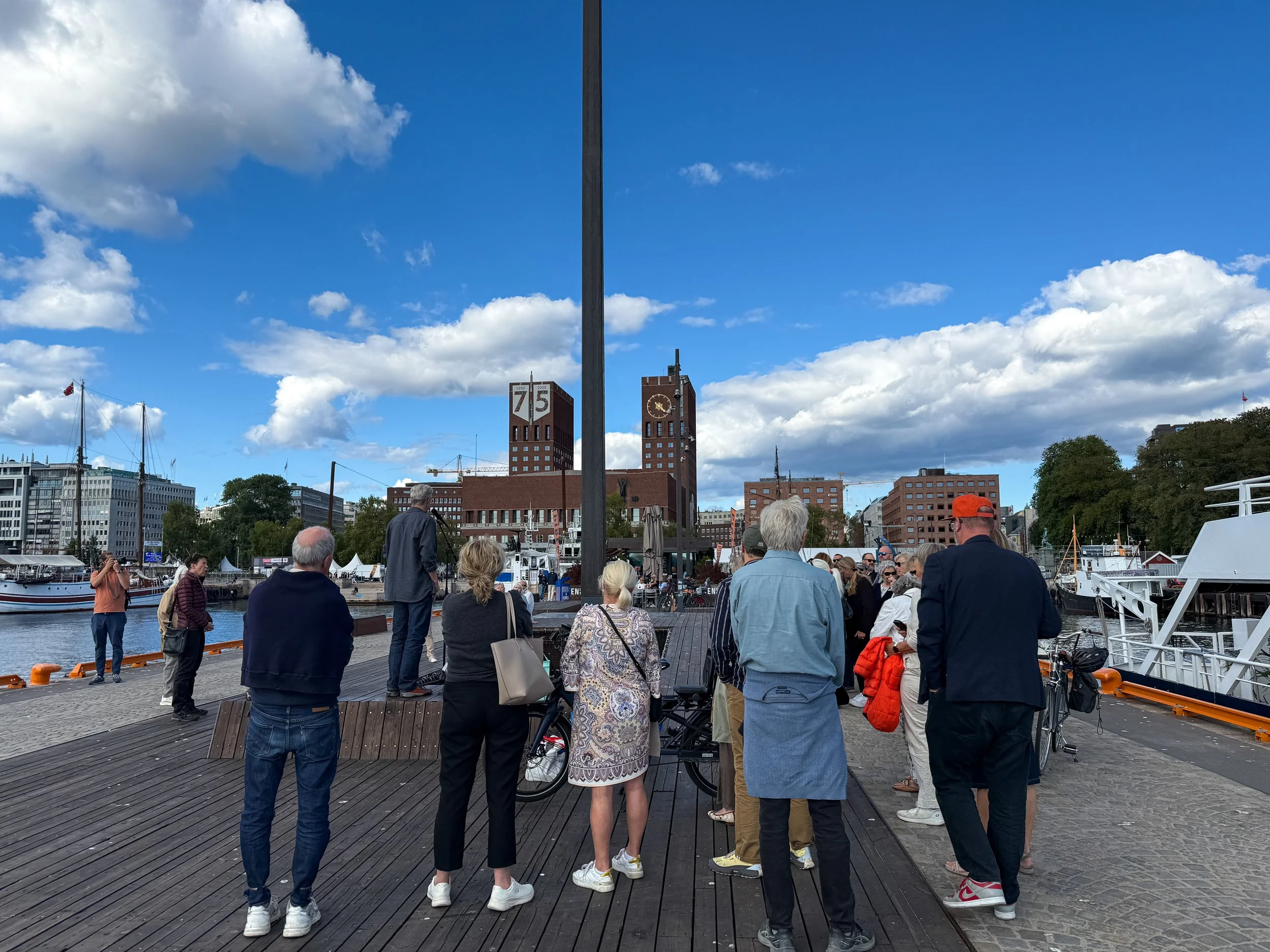 Kortreist studietur til Rådhusplassen