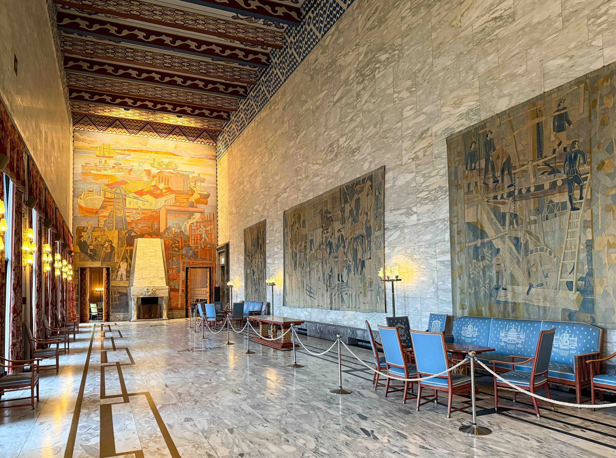 Rådhus-teppene i spill