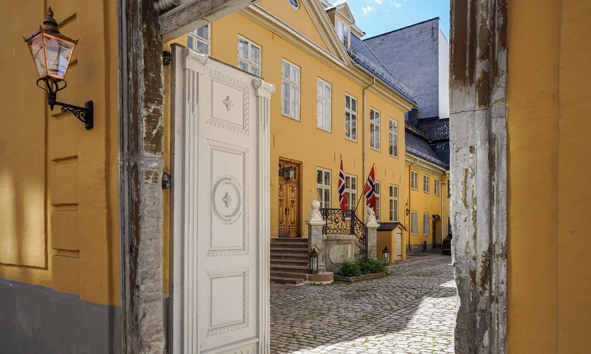 Venneforening og foredrag om Tollbugata 10