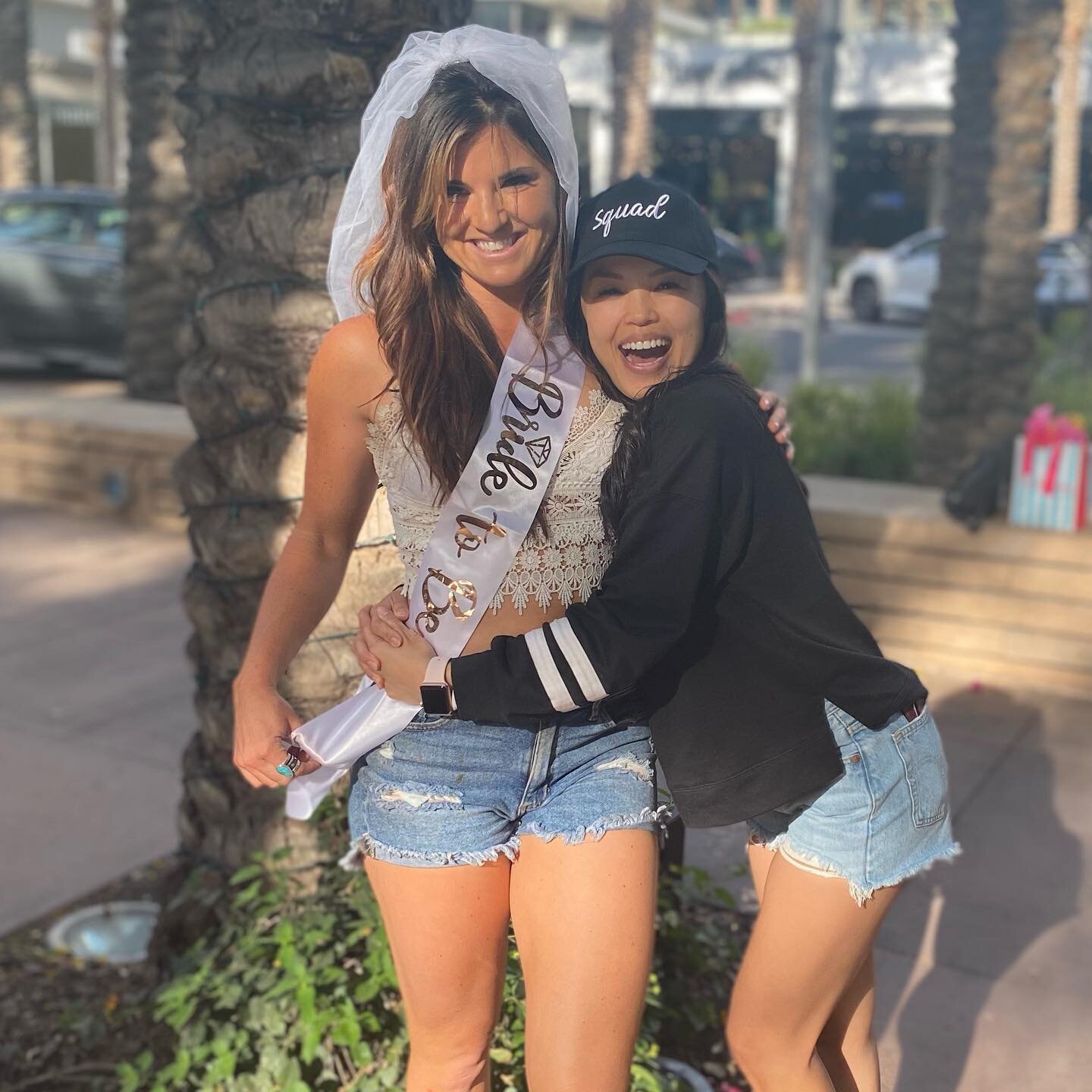 Loved our bachelorette weekend for this beautiful bride to be!! I feel so honored to be co-maids of honor with @jessicakemejuk and celebrate the magical love between @rbrookesmith and @emilio_palafox_ 💕 #bacheloretteparty #maidofhonor #besties #bach