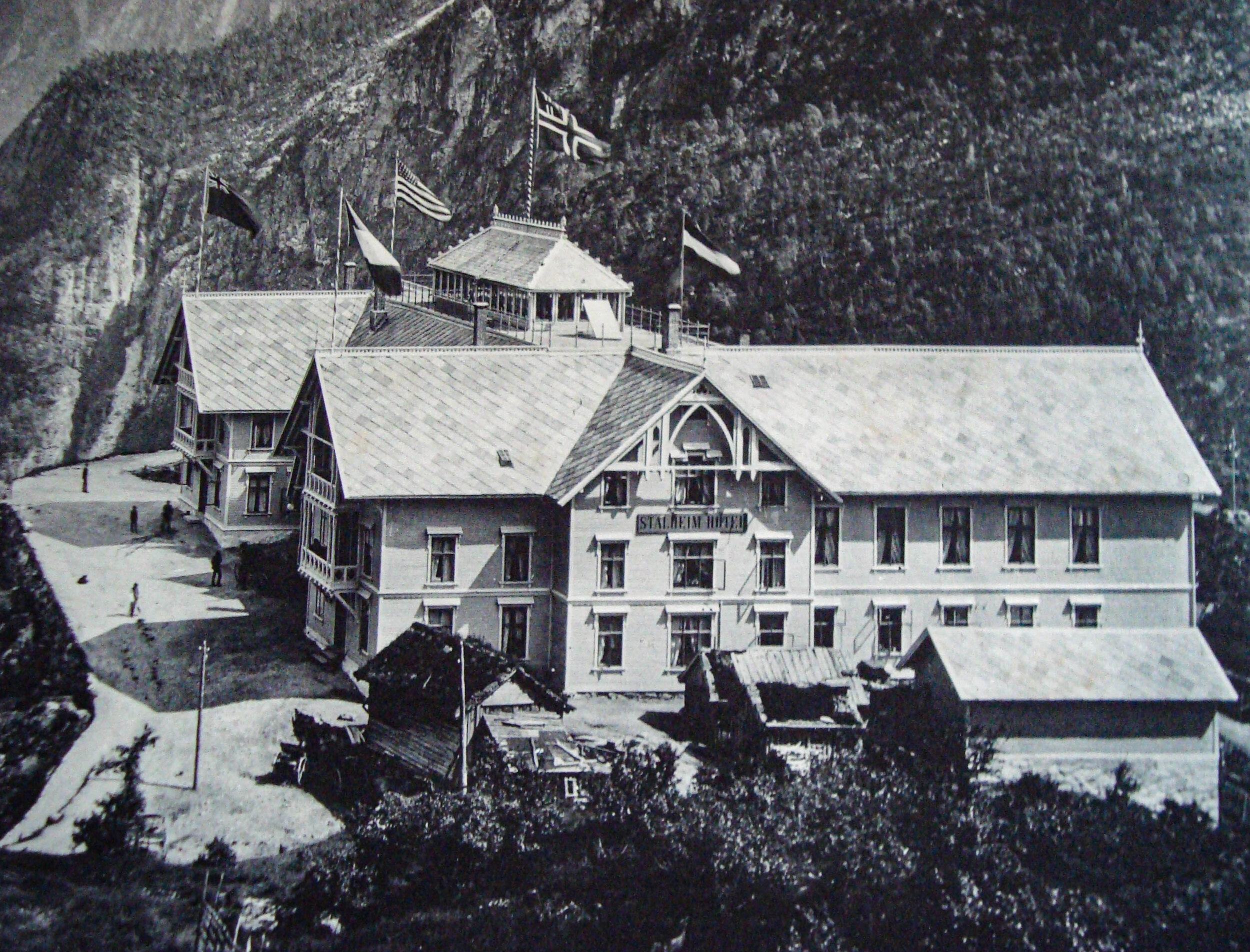   Stalheim Hotel - 1895  