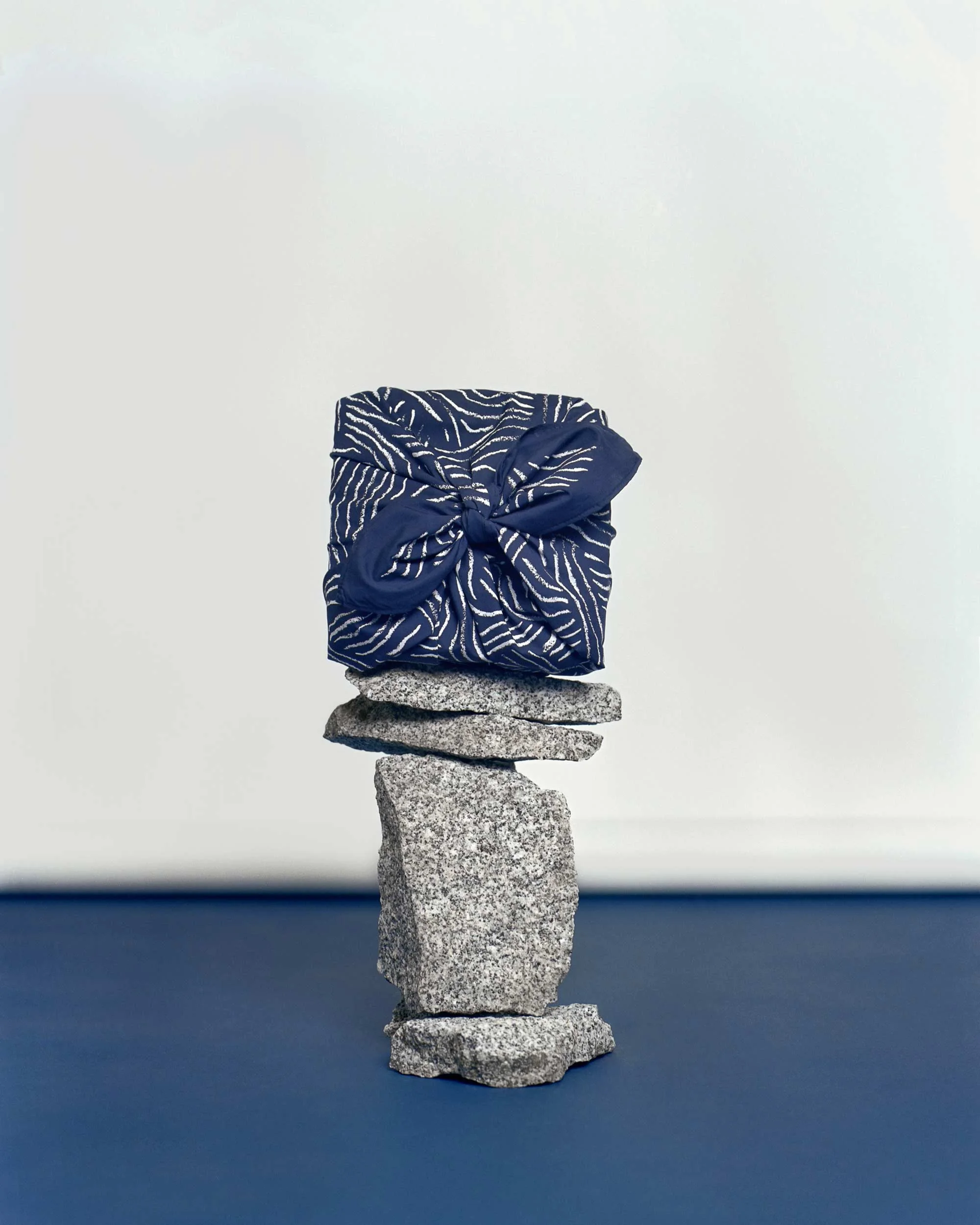 Broken Cotton Scarf Blue