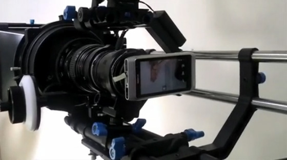 La vidéo avec un smartphone n'est pas là pour remplacer une production professionnelle mais être plus spontanée, rapide et simple. crédit photo regmedia.co.uk