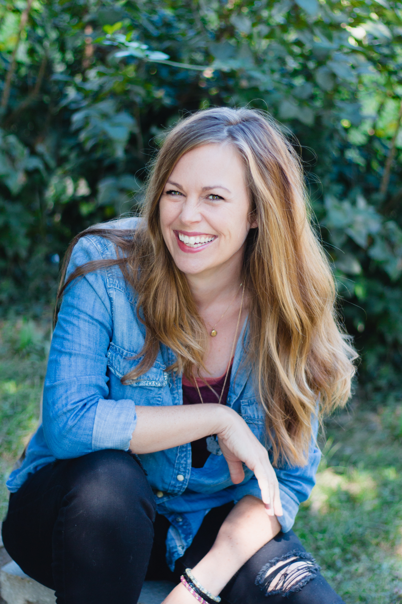 In case you might want to know who you’re dealing with here... Hello! My name is Barbara Neely. But, you can just call me Barb or Barbie. I’m a graphic designer, illustrator, photographer, mom, wife, baseball fan and sushi lover. (Not necessarily in that order.) My favorite projects are working with high school seniors to create beautiful and unique images reflecting their true personality. There's just something about capturing that vibrate time in a young adult's life that simply puts a smile on my face. But honestly all forms of art and design are exciting to me so I keep my skills sharp and ideas fresh by working with a wide variety of clients on a range of projects. In between shooting seniors you'll find me designing t-shirts for our local booster clubs, magazine ads for local businesses, taking sports photos, creating illustrations to sell in my Etsy store, and more! Every project is equally important to me because with each I become a better creative professional for my next project... YOURS! Let's talk about the visual story I can tell for you. 417.844.4966