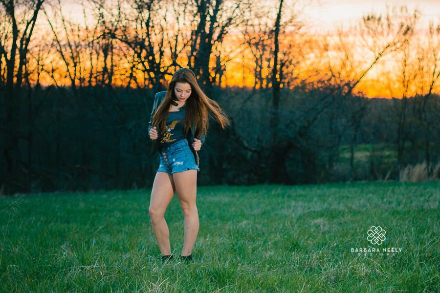 Country Senior Pictures in Southwest Missouri