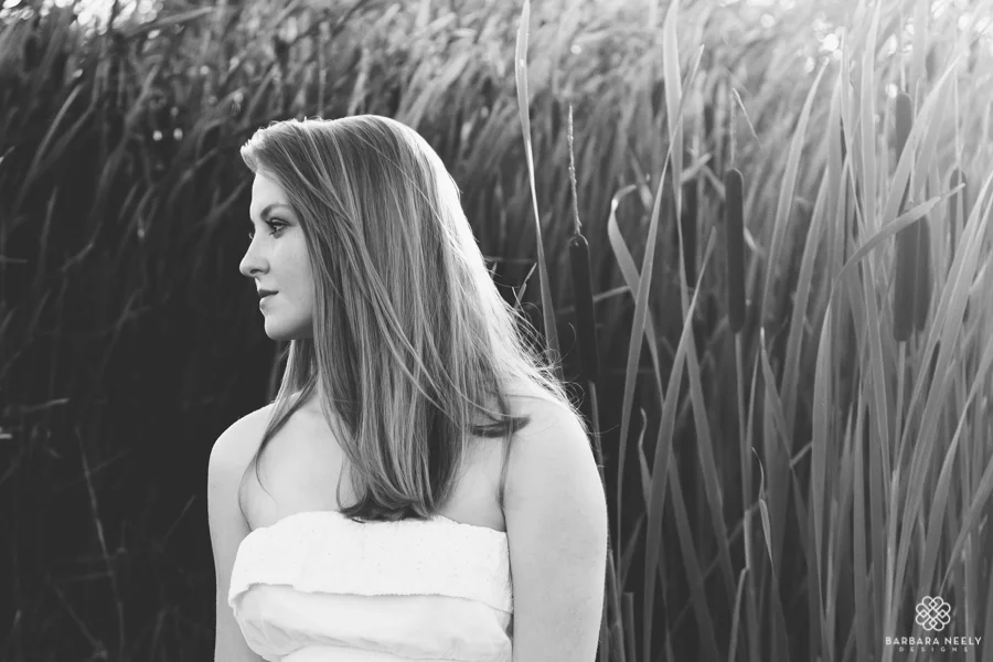 Naturally beautiful country senior pictures by Barbara Neely Designs