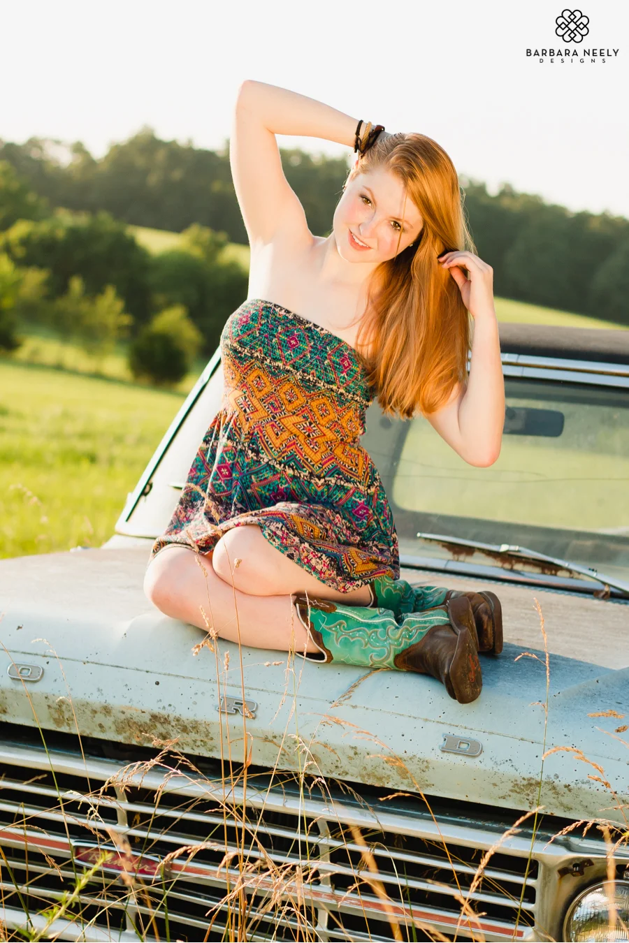 Naturally beautiful country senior pictures by Barbara Neely Designs