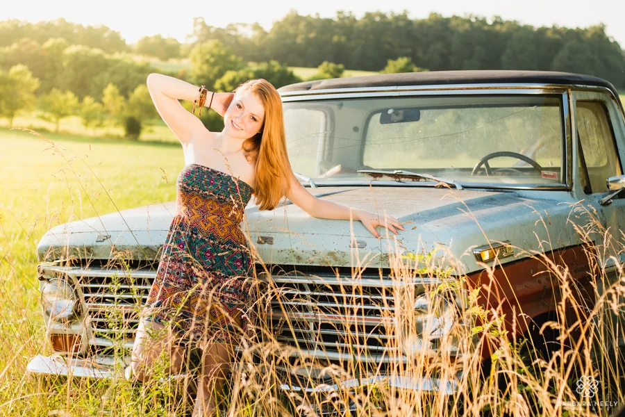 Ciera's Naturally Beautiful Country Senior Pictures