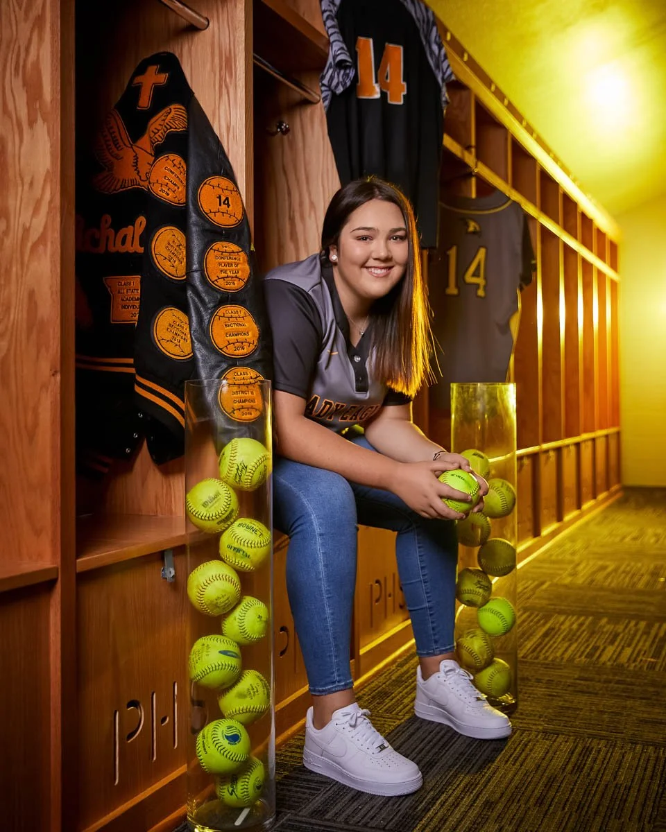 epic softball senior pictures_ 8105.jpg