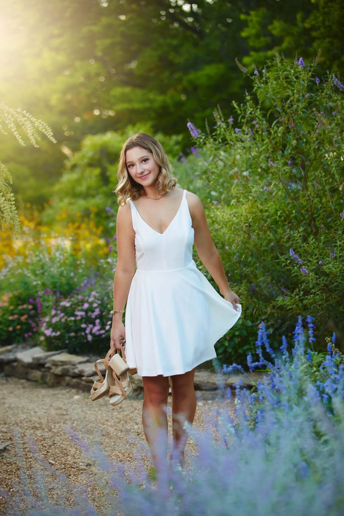 senior pictures in a garden springfield missouri11.jpg