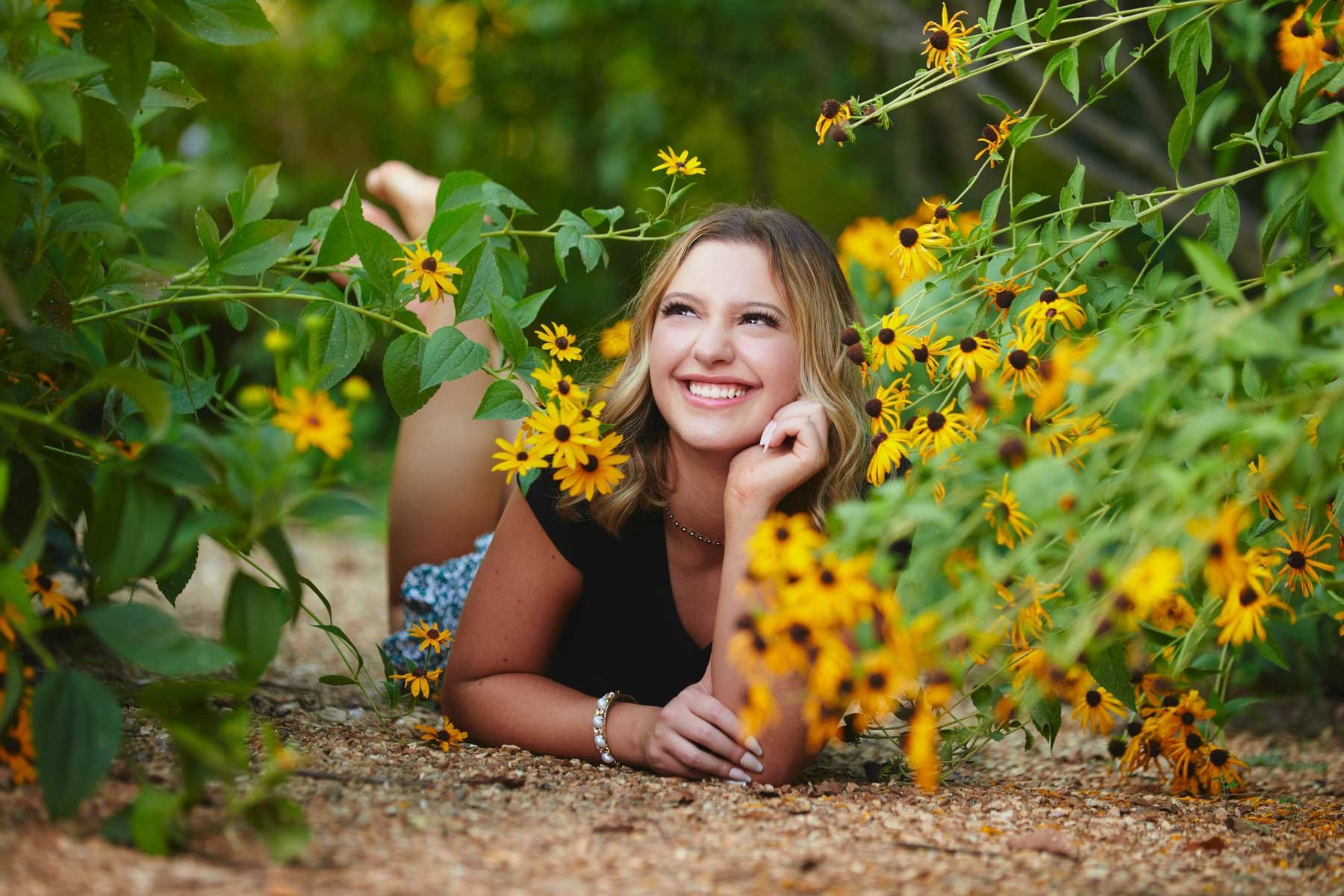 senior pictures in a garden springfield missouri8.jpg