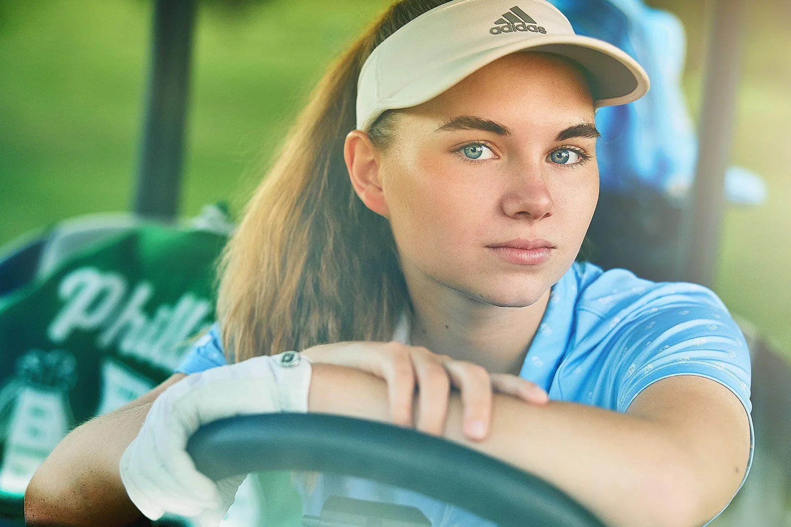 senior-pictures-golf-course-11.jpg