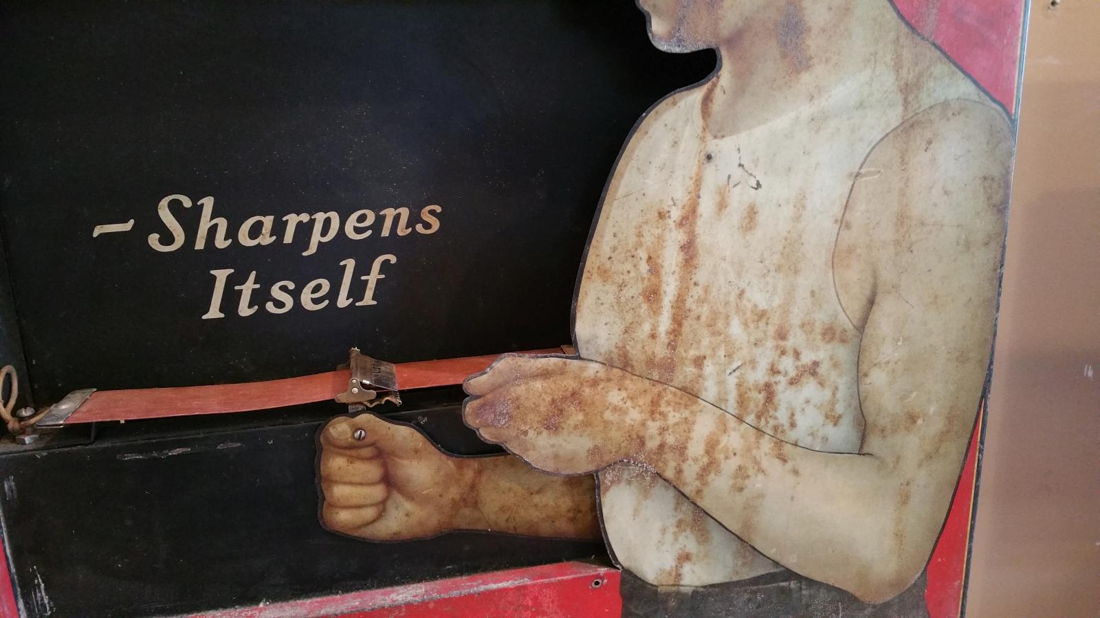 1920s-auto-strop-valet-razor-electric-mechanical-tin-litho-countertop-barber-shop-display-sign-4.jpg