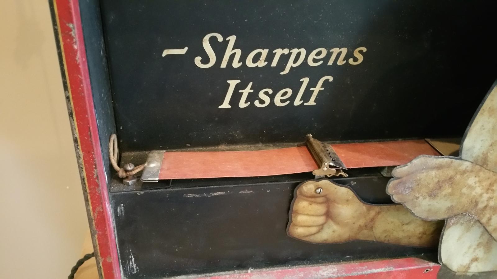 1920s-auto-strop-valet-razor-electric-mechanical-tin-litho-countertop-barber-shop-display-sign-5.jpg