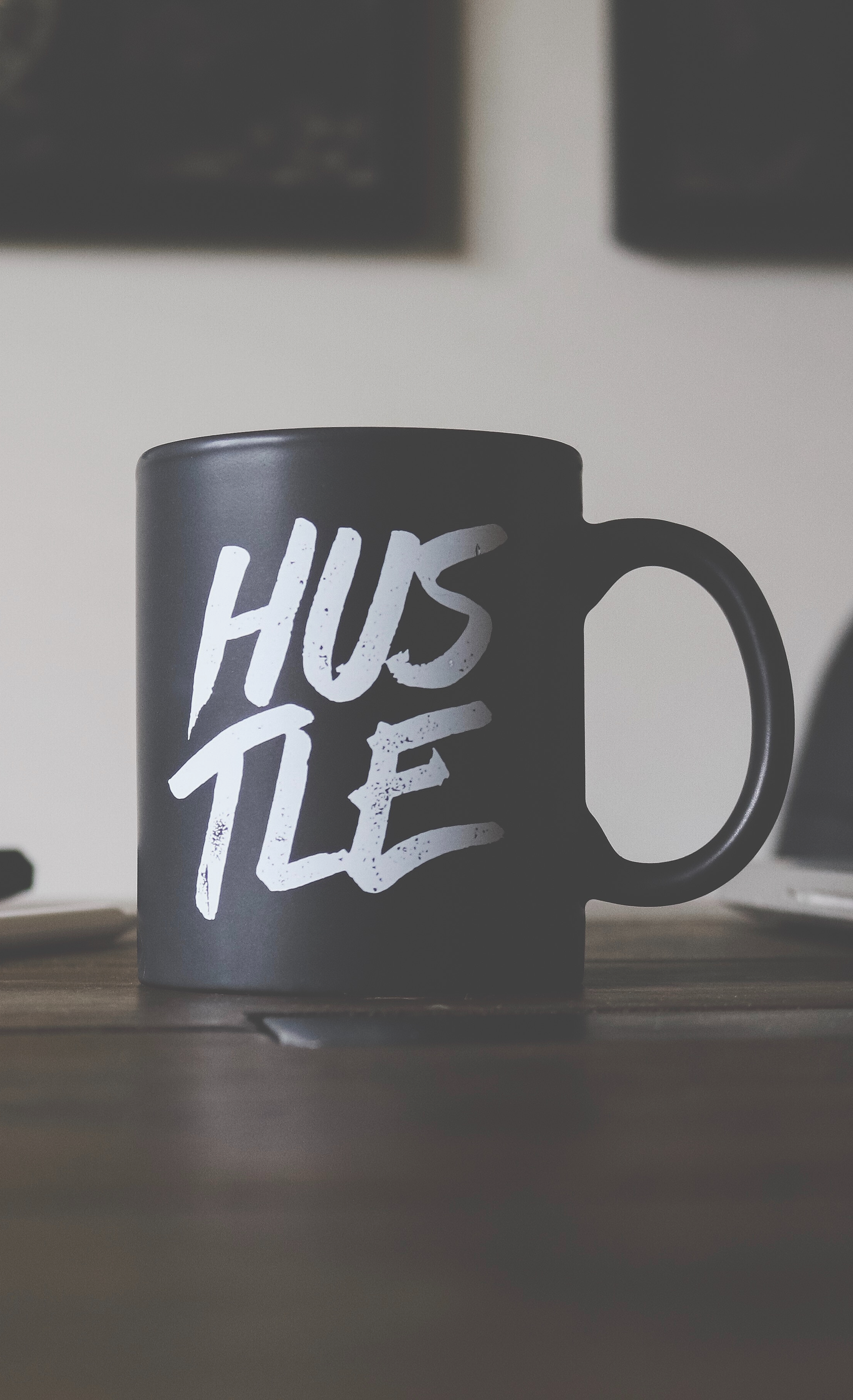 hustlemug.png