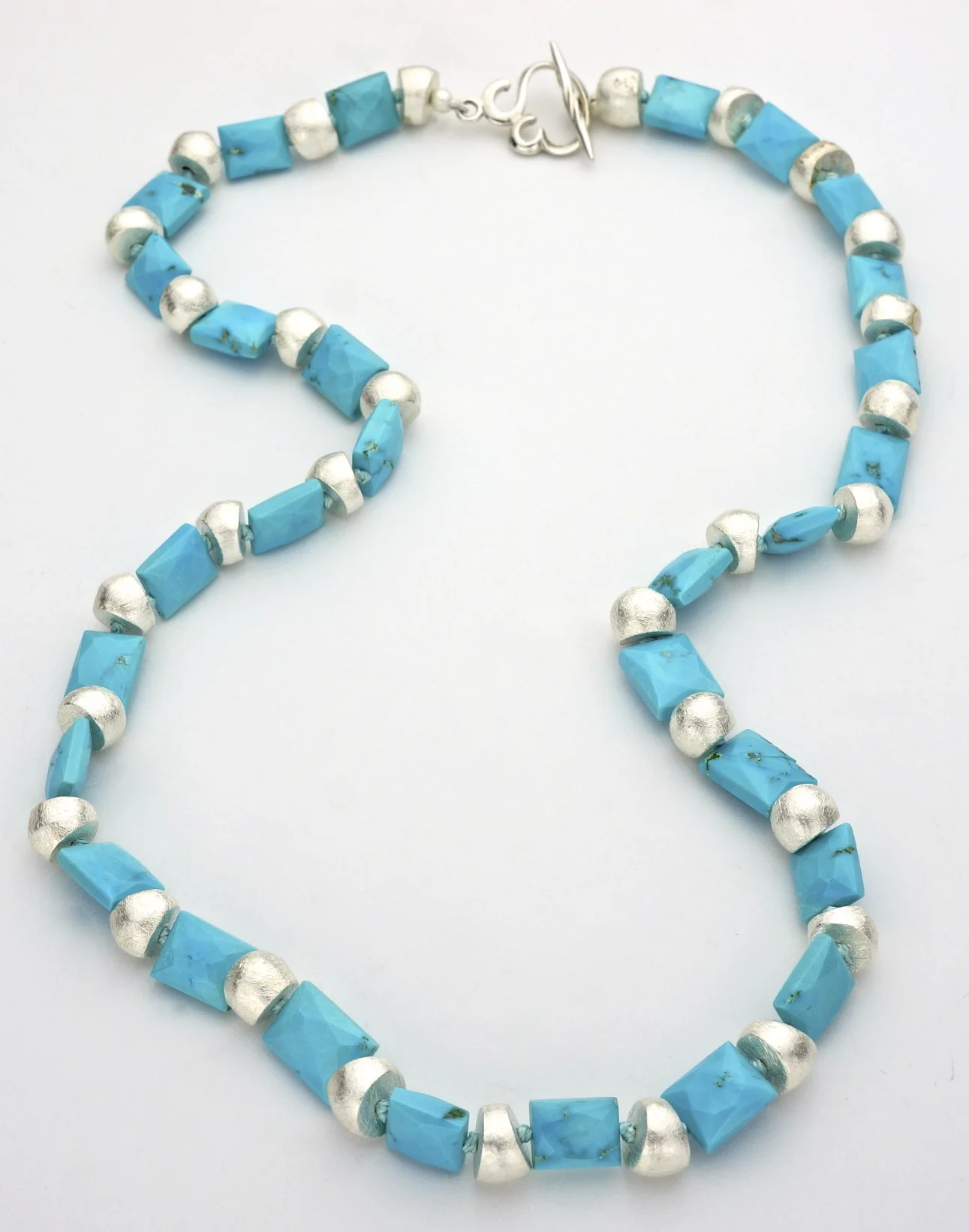 product photography women's jewelry
