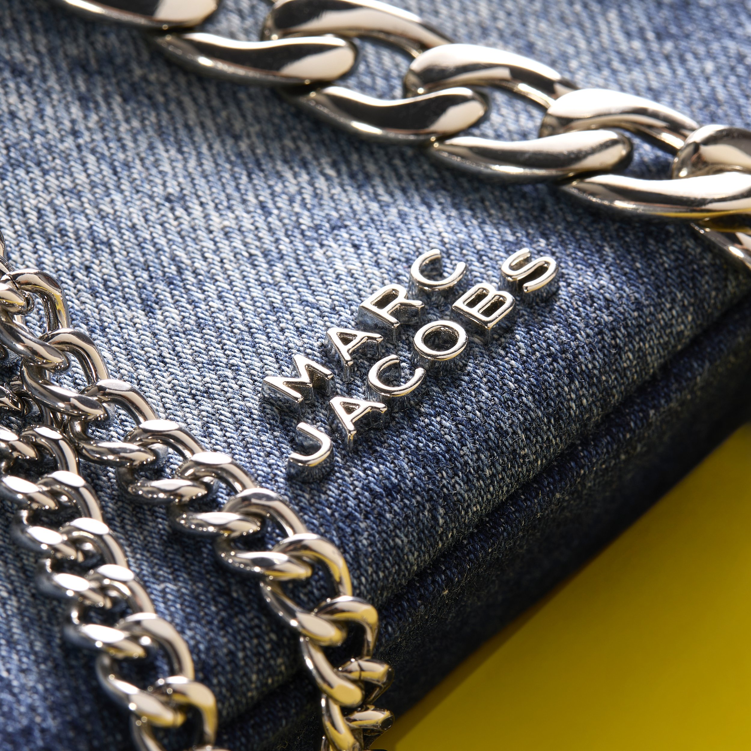 MarcJacobs V6.jpg
