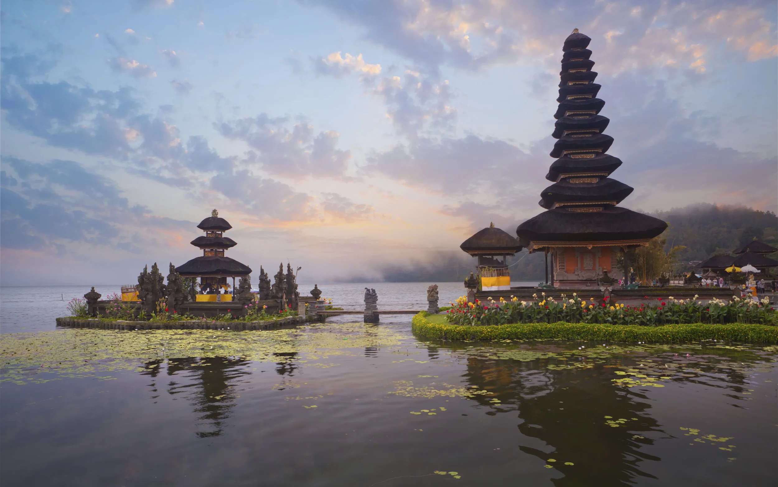 ulun-danu-2-1.jpg