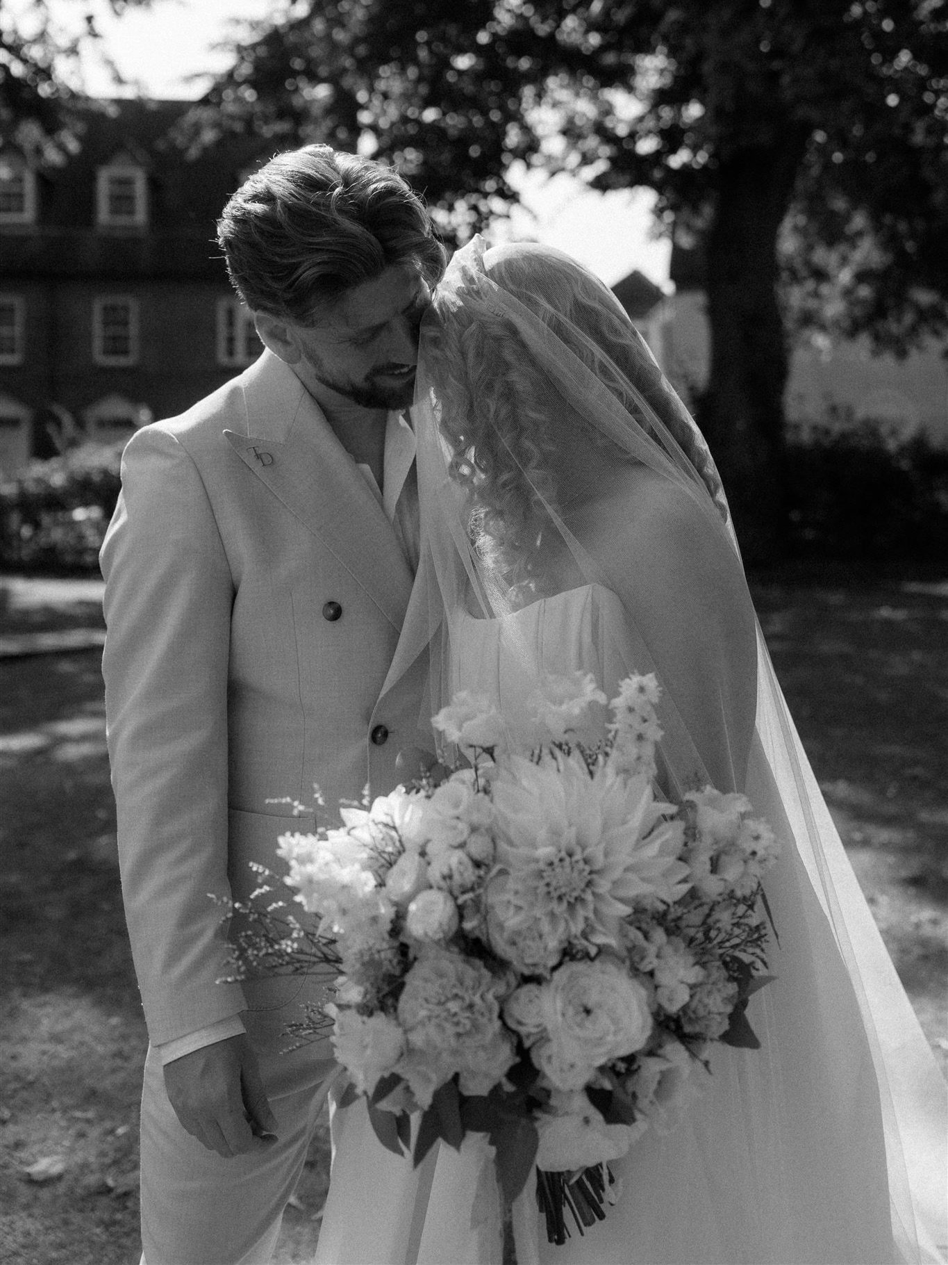 A few frames from the incredibly lovely Dulcie &amp; Tom&rsquo;s beautiful wedding at the Chichester Guildhall. 

@DollyRaex

Venue:&nbsp;@chichesterguildhall
Evening Venue:&nbsp;@theharbourhotel 
Dress:&nbsp;@halfpennylondon 
Headband:&nbsp;@vintage