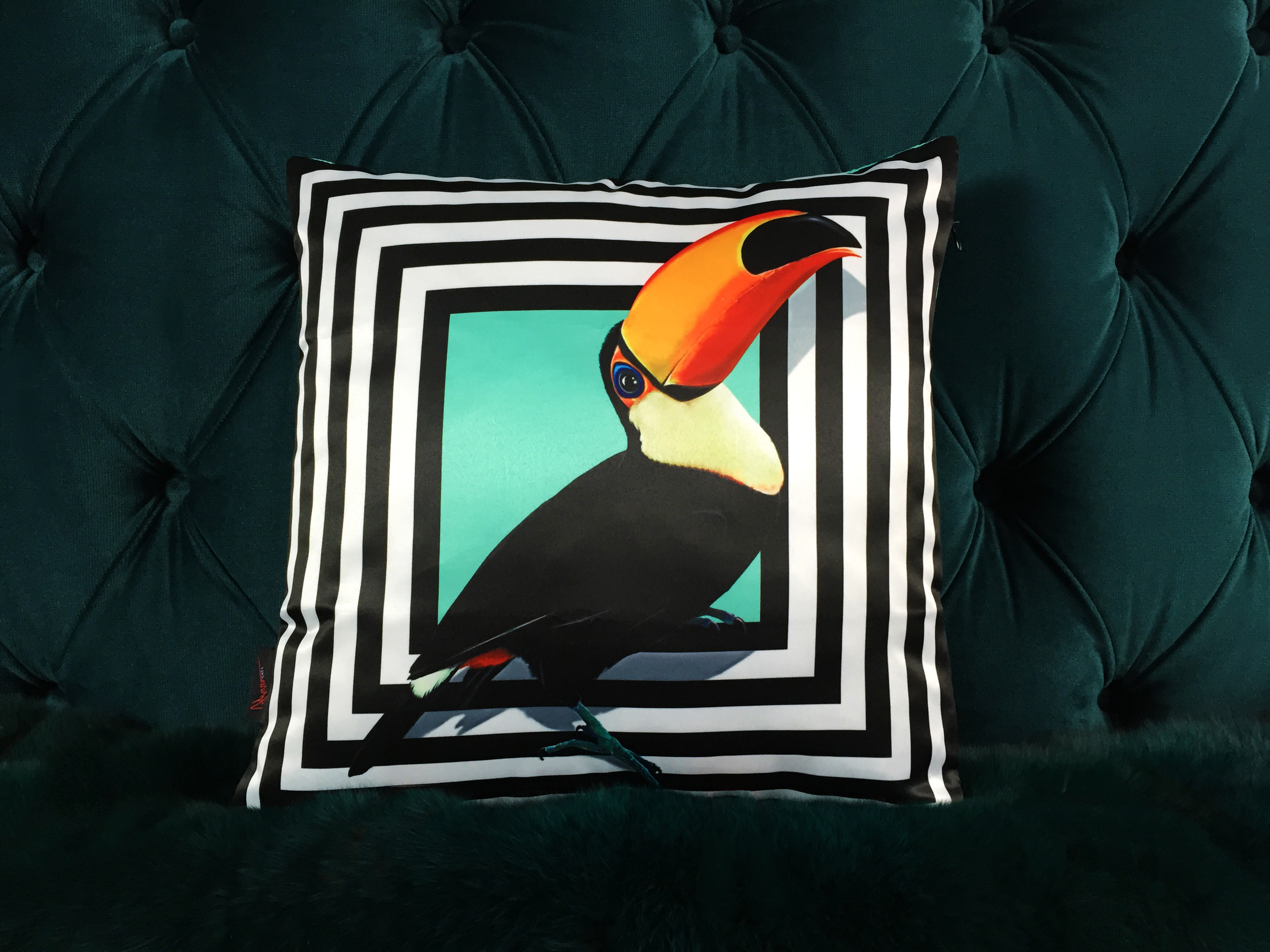 TUCAN-BED.jpg