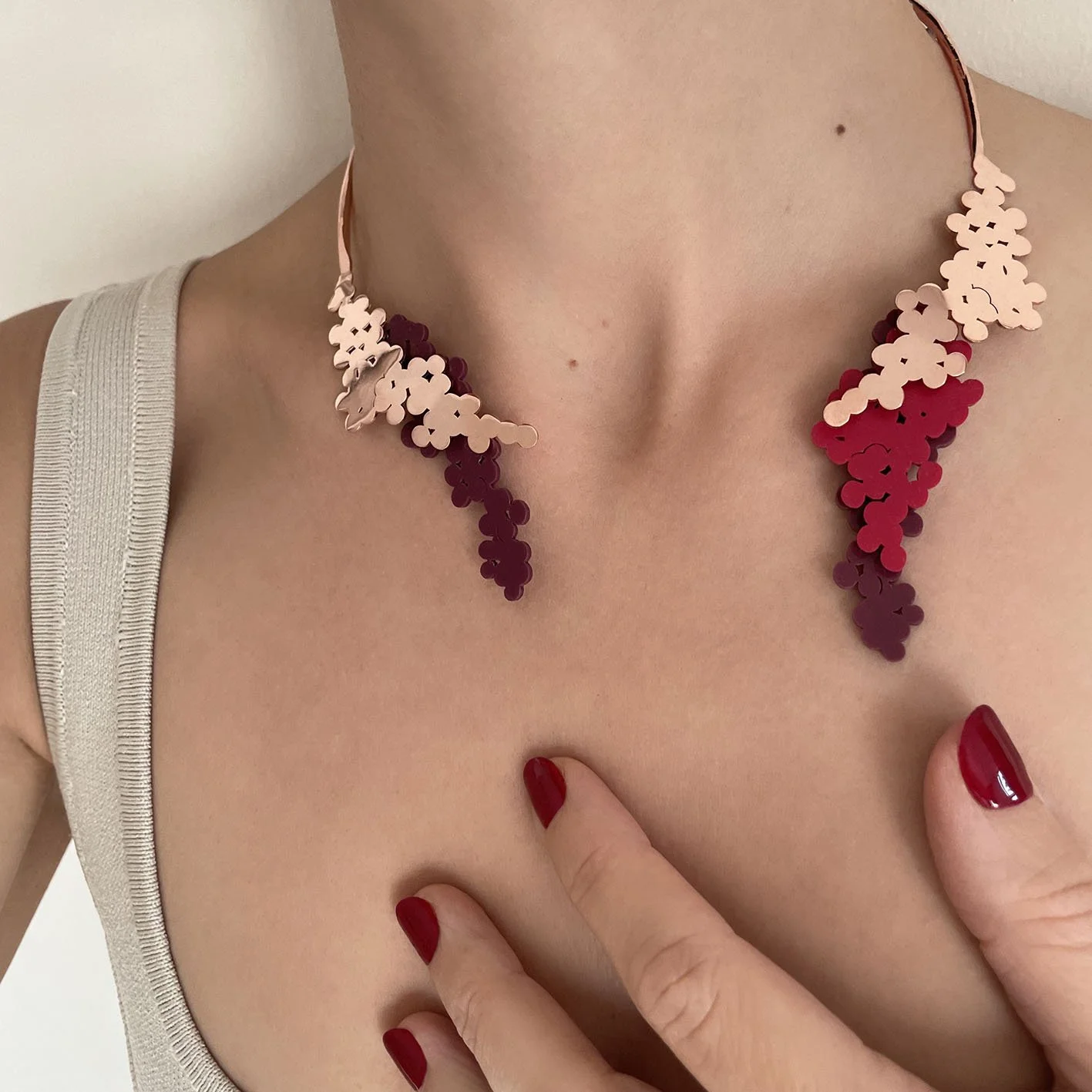 Grapes necklace 3_.jpg