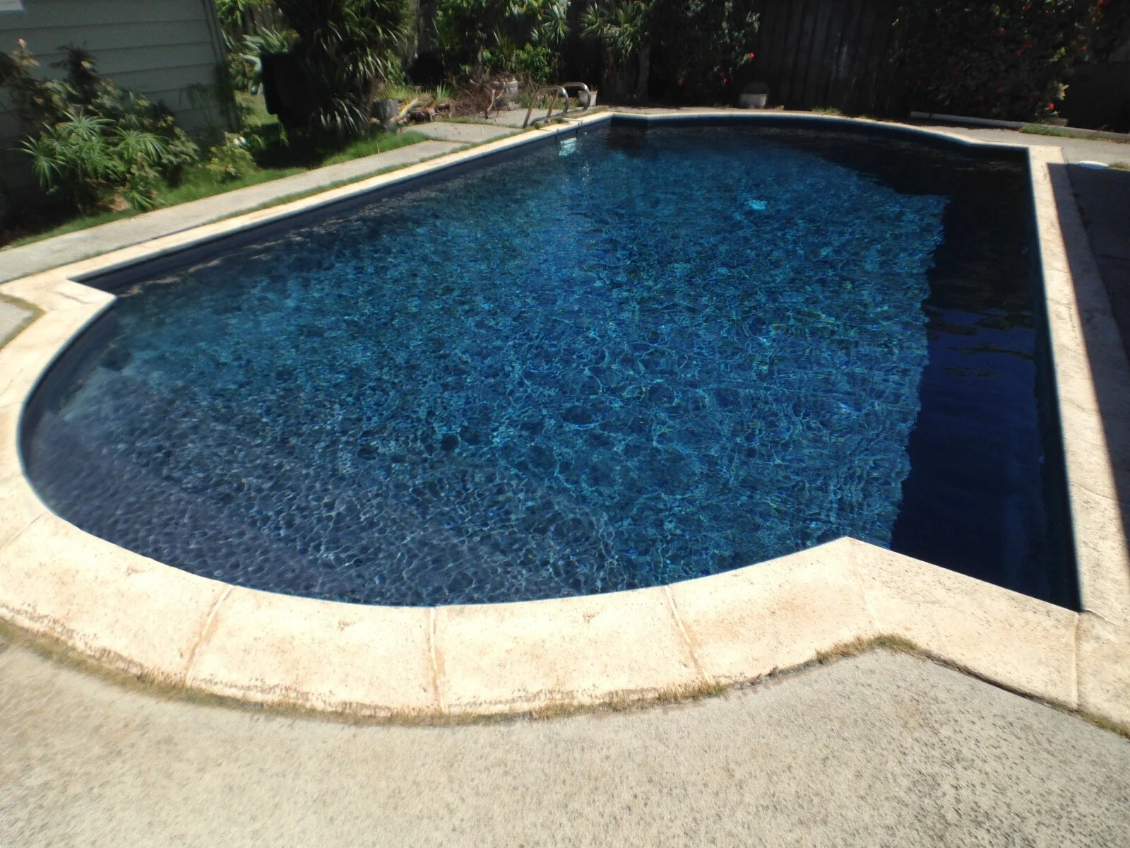 AquaBright Midnight Blue — Advanced Pool Coatings Fiberglass Pool