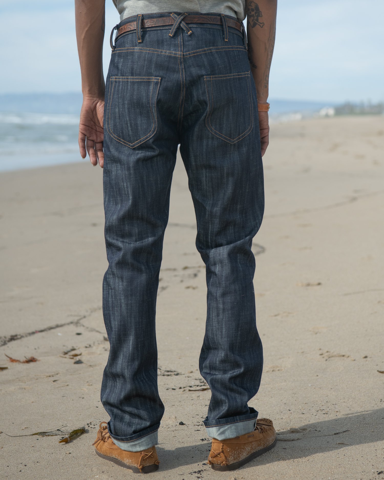 Monitaly XX Jeans combine sleek, modern design with the enduring quality of classic workwear. 100% cotton deadstock Cone Mills Selvedge Denim