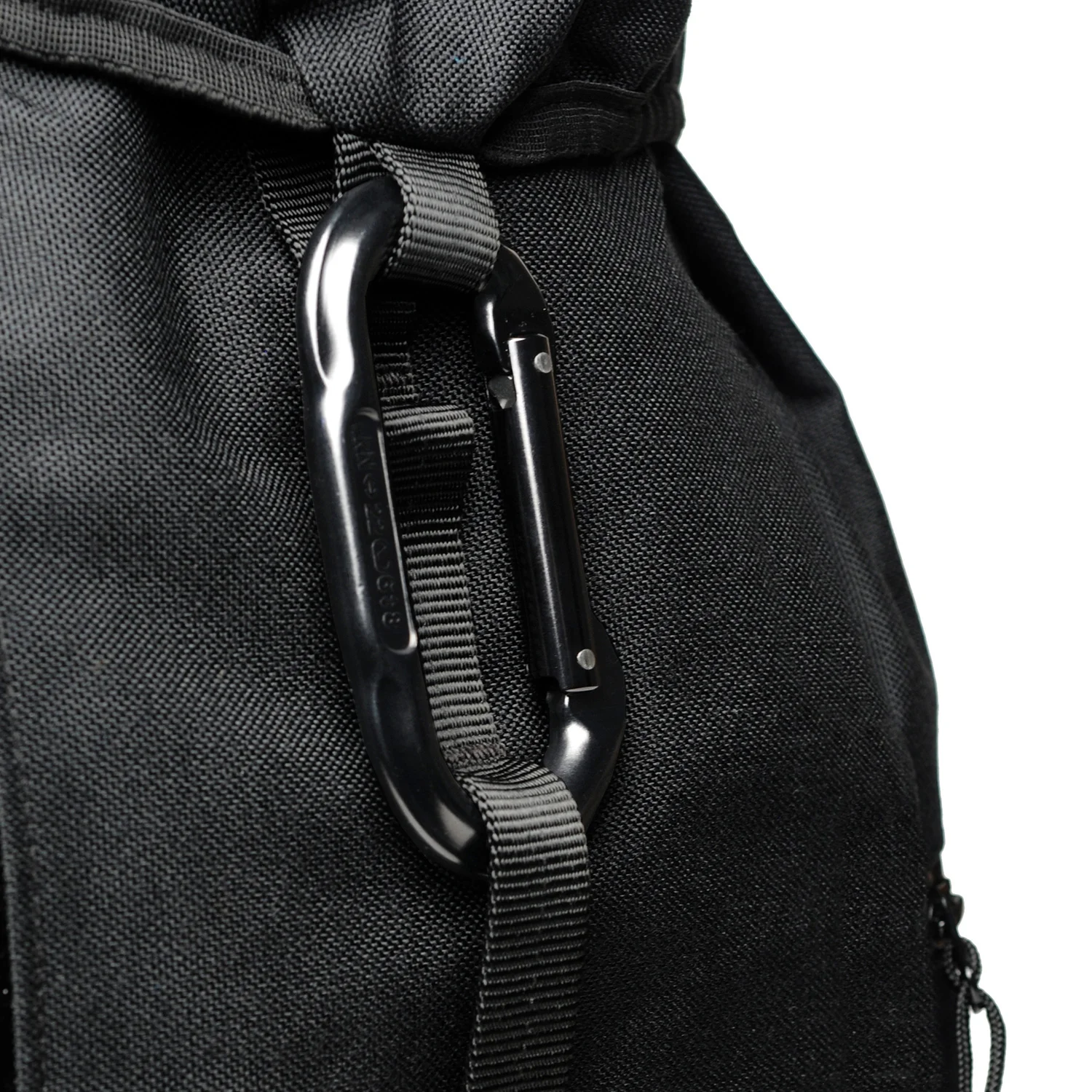 EQ200109-LARGE-CLIMB-PACK,-RAVEN-W-BLACK-CARABINER,-CARABINER-02.jpg