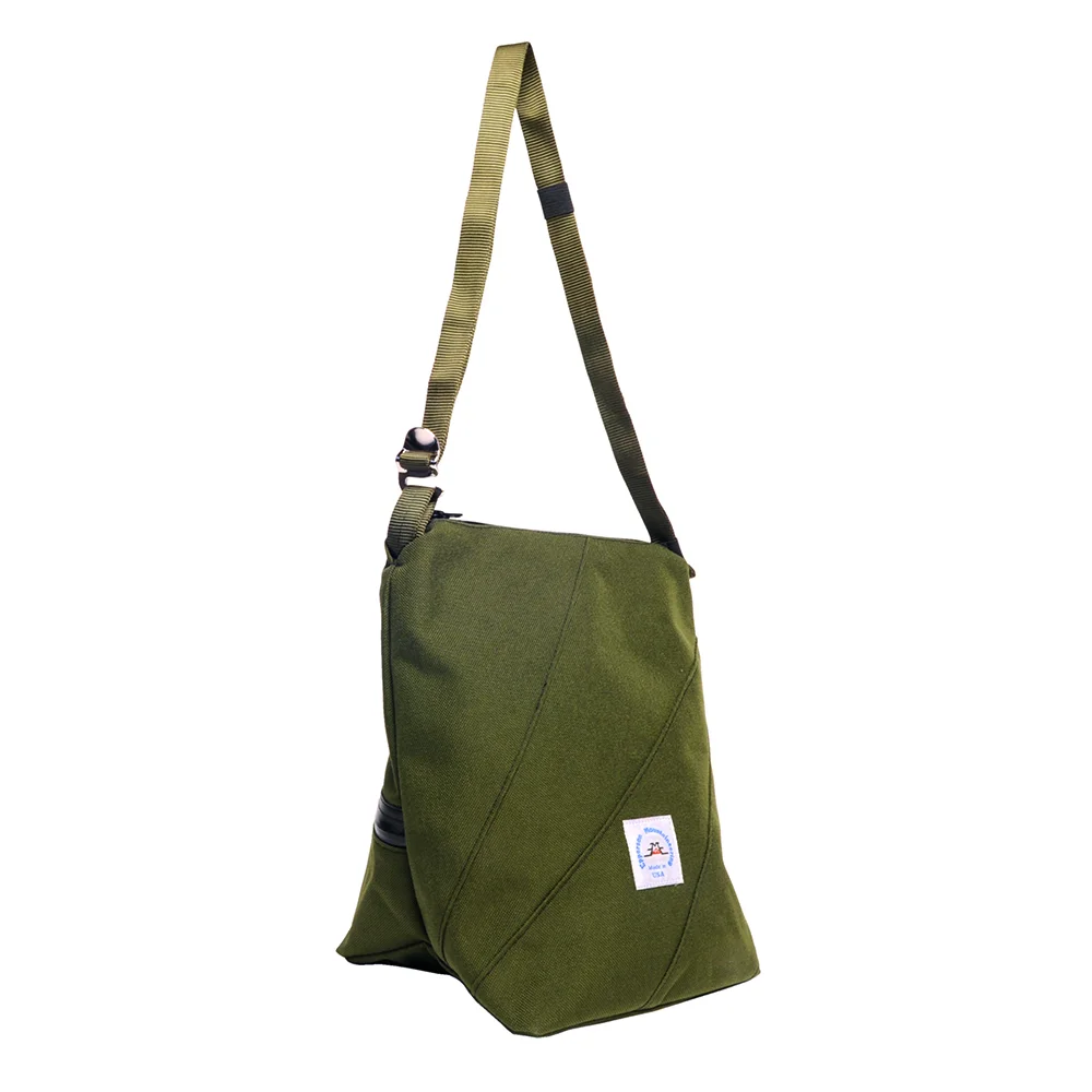 EQ233503-BUCKET-SHOULDER-BAG,-MOSS-(FRONT).jpg