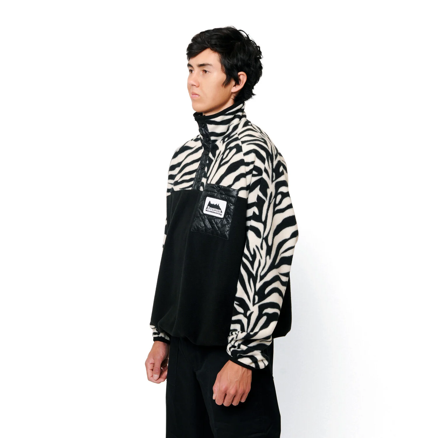 Fleece-Pullover,-Zebra,-04,-Closed-Angle.jpg