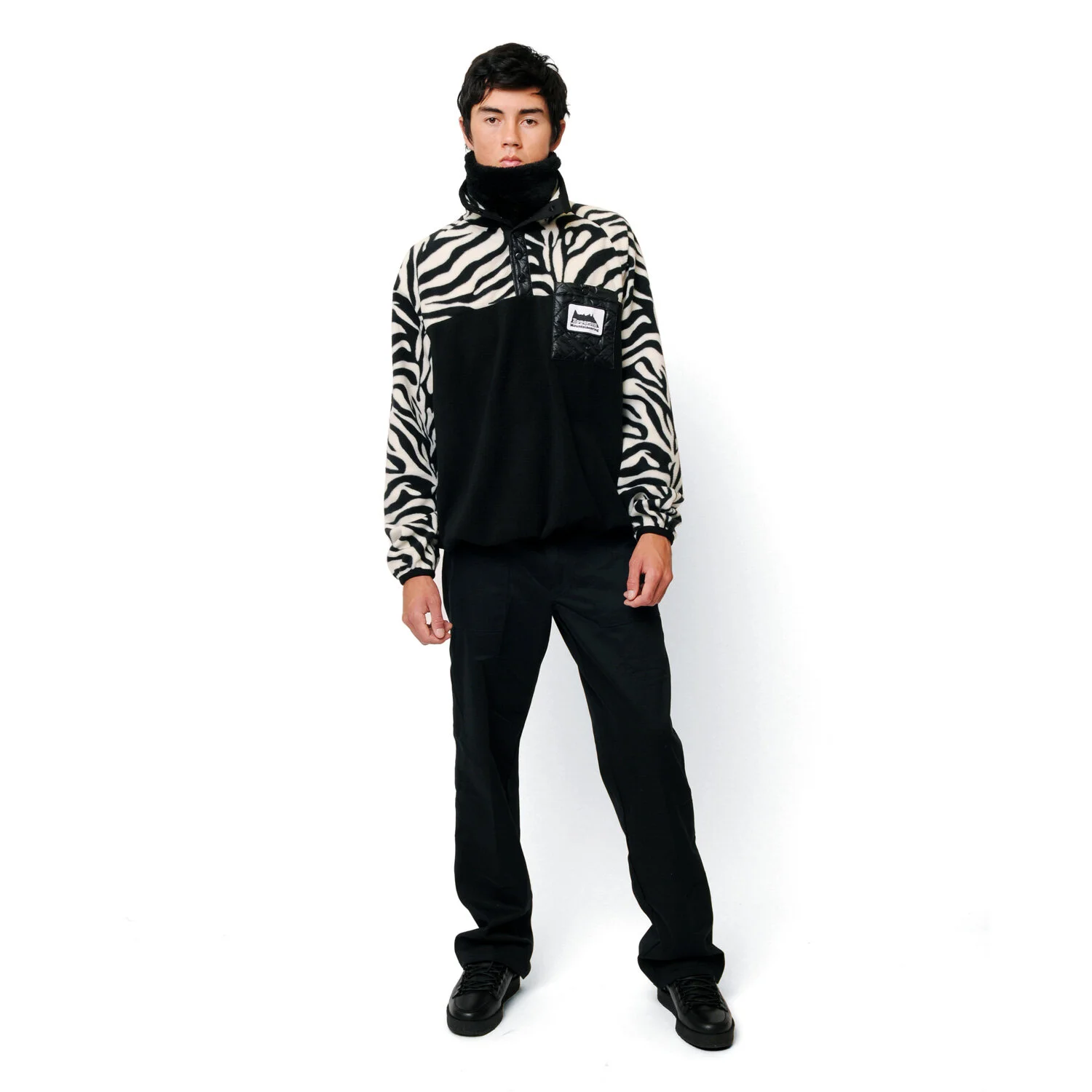 Fleece-Pullover,-Zebra,-06,-Head-to-Toe-(DIV_30240.jpg