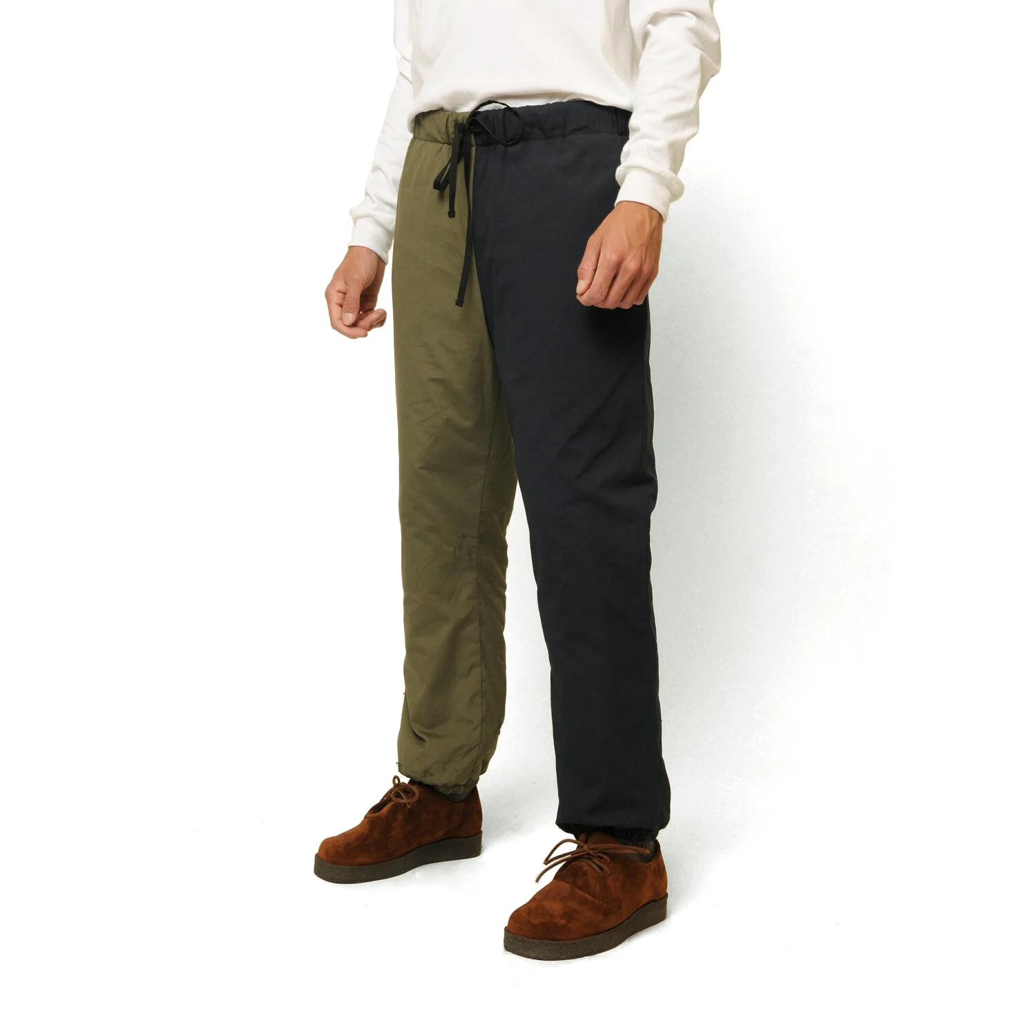 Insulated-Pants,-Olive&Navy,-02,-Angle.jpg