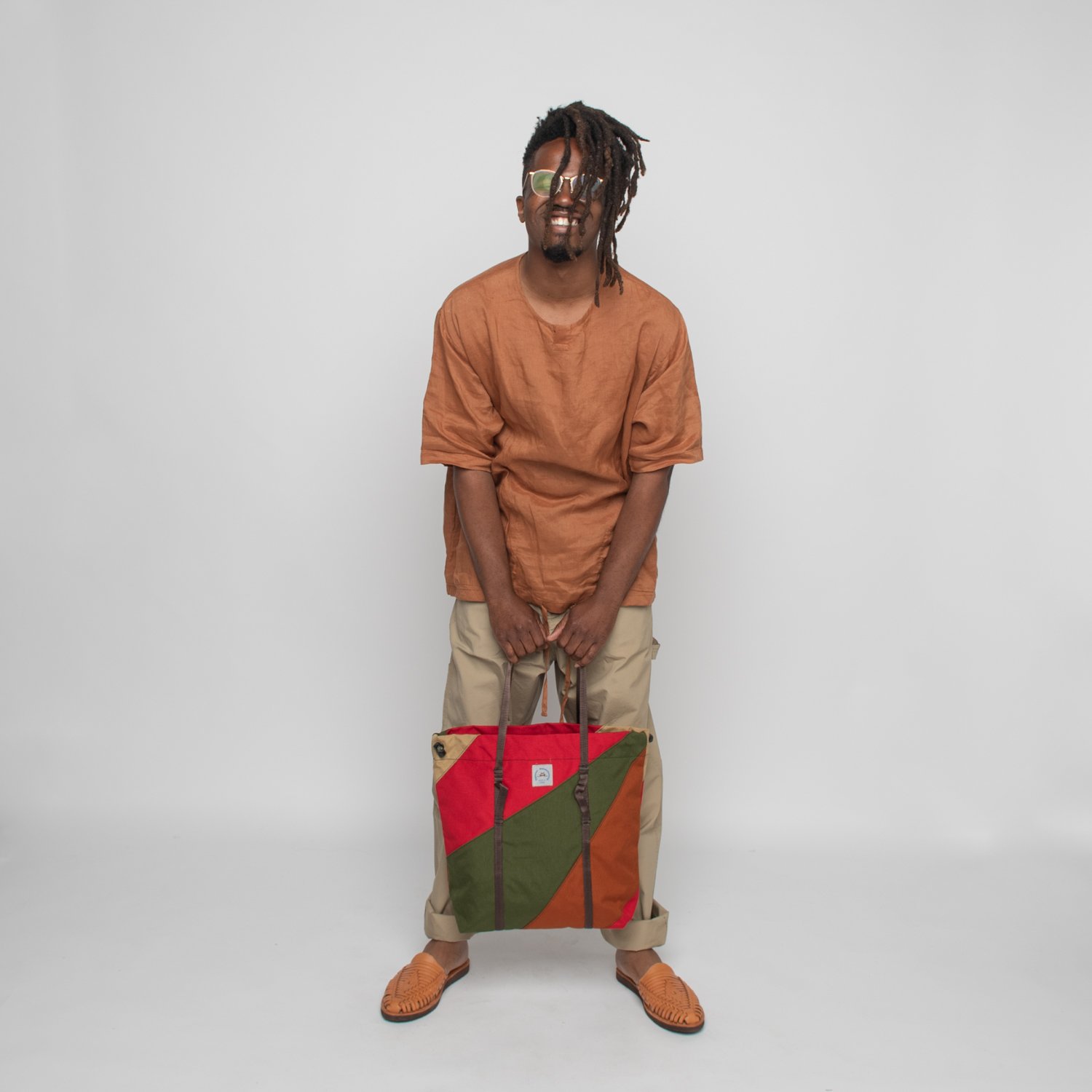 Leisure Tote, Model Image 1.jpg
