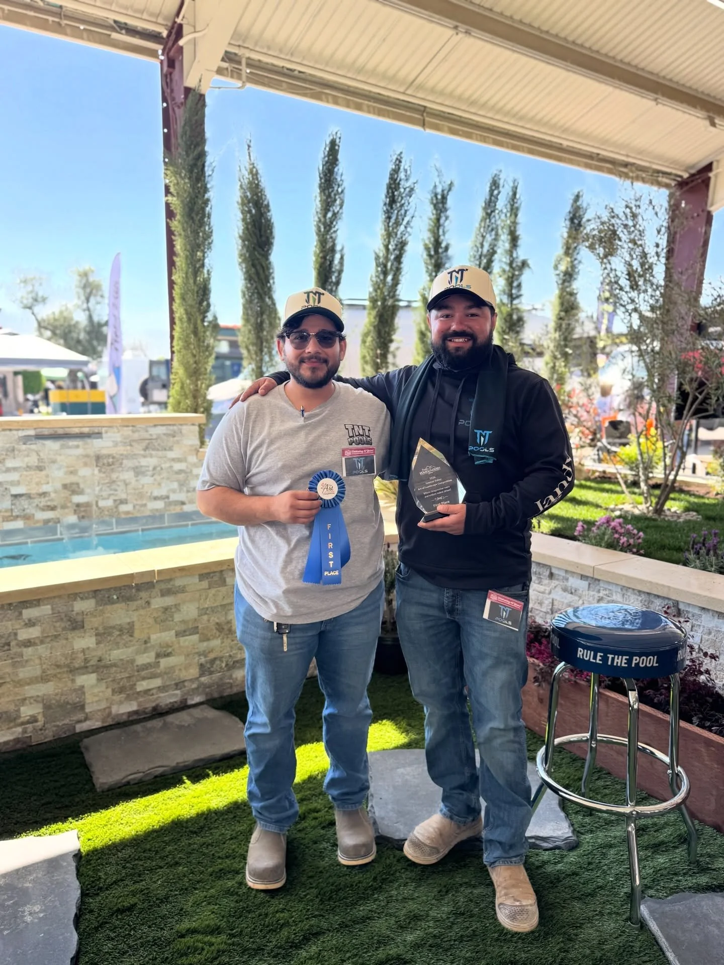 DAY 1 of The 40th Annual Spring Fresno Home &amp; Garden Show was a blast!! 🍻🌸☀️ Come join us Saturday &amp; Sunday from 10am to 5pm and shop over 450 local vendors!

TICKETS: (link in bio) https://www.etix.com/ticket/v/37788/big-fresno-fairgrounds