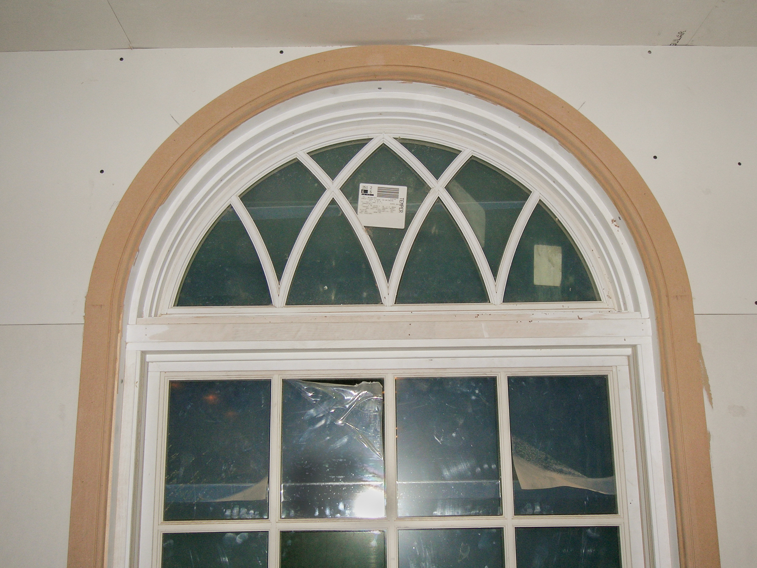 The width of the casing was restricted because of its proximity to the ceiling.