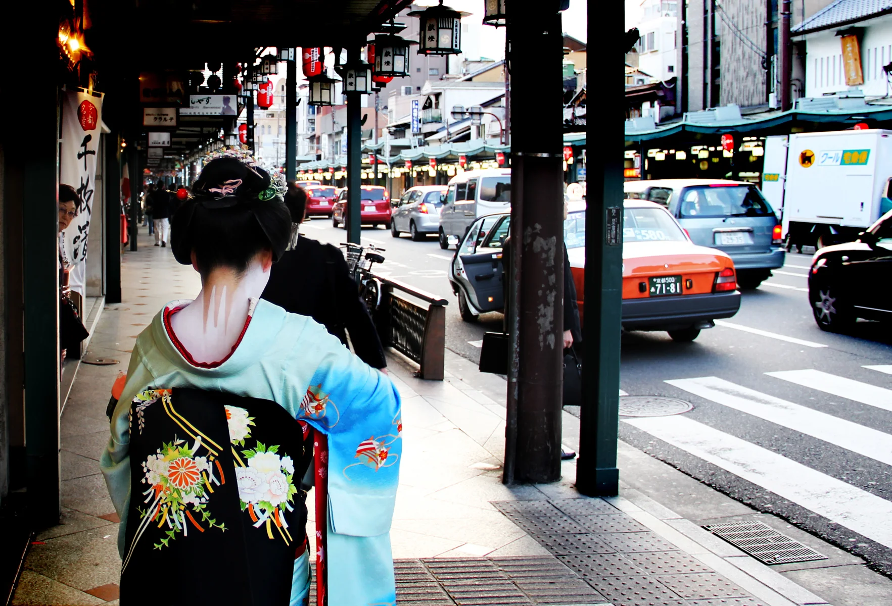 web_maiko.JPG
