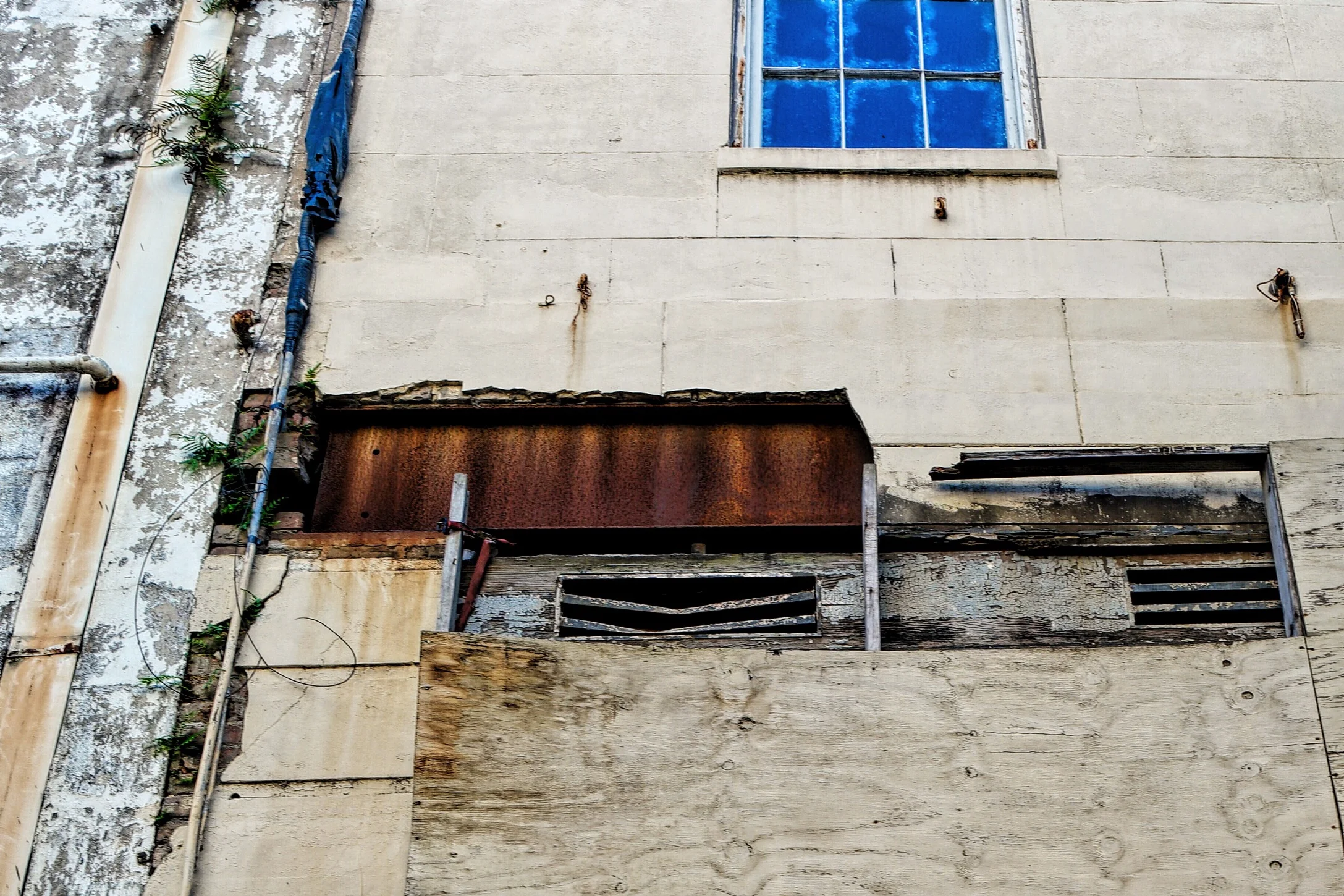 More abandoned department store